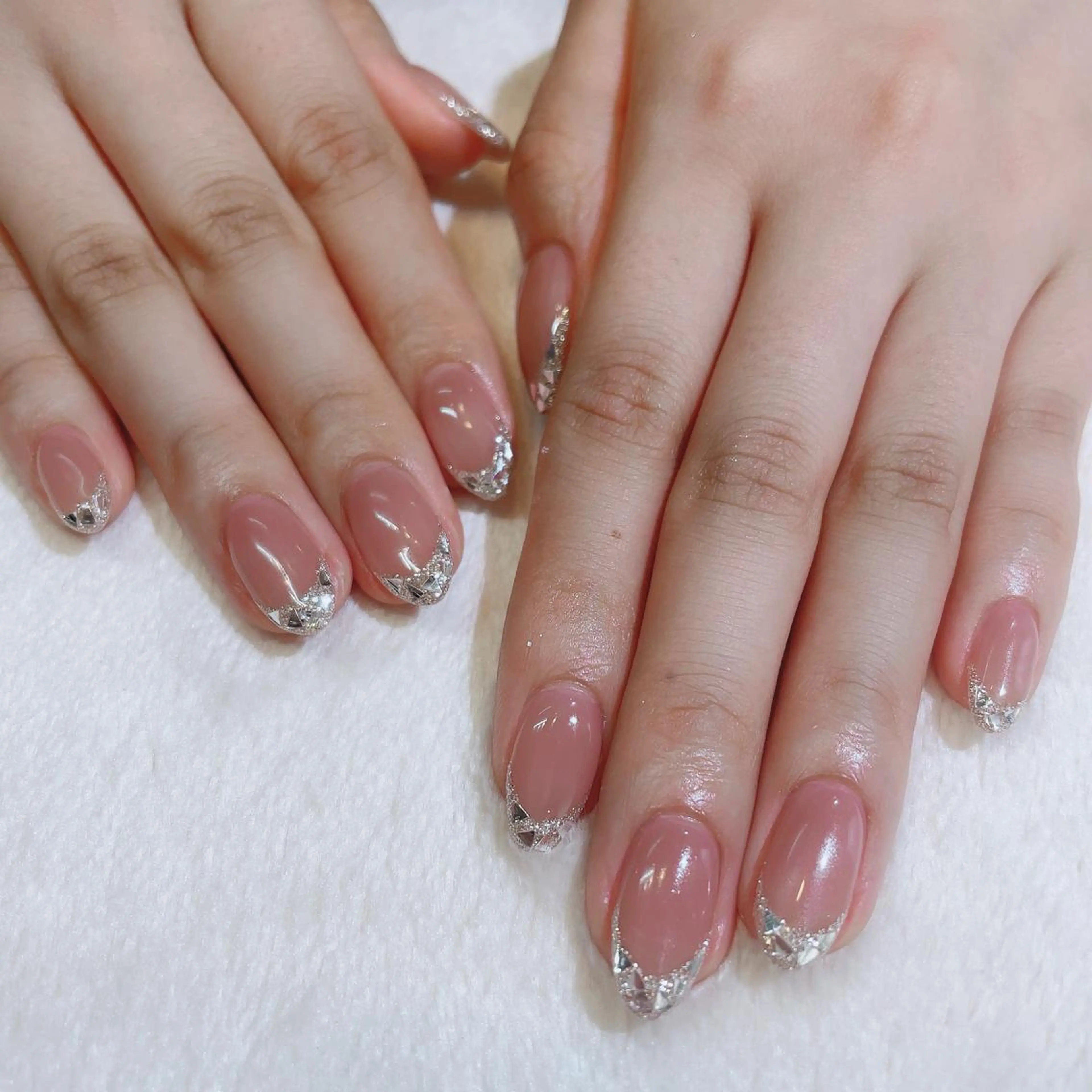 ネイル フレンチネイル ガラスフレンチ nail salon hannaのネイルデザイン