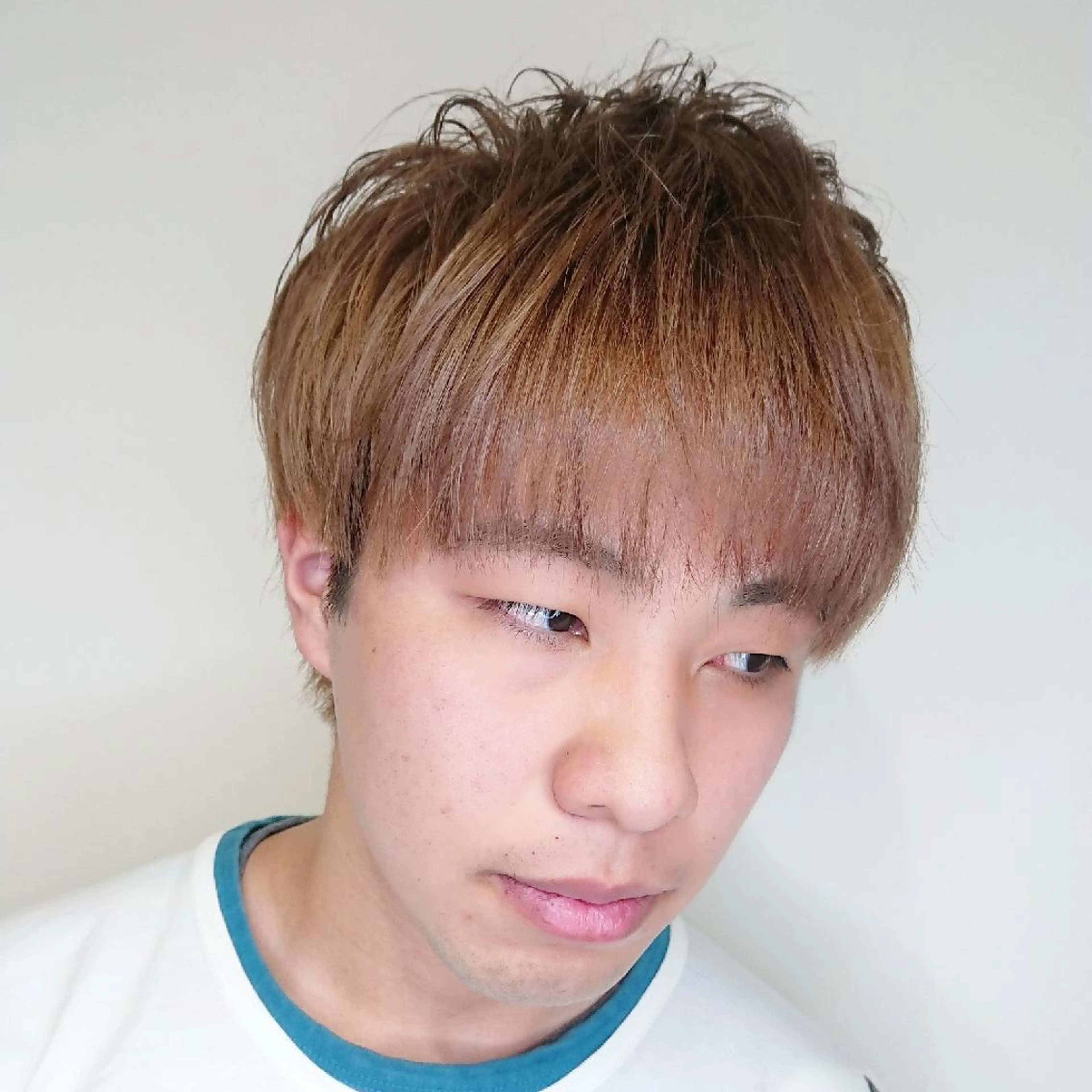 メンズ カラー アップバング メンズブリーチ マッシュ メンズパーマ ブリーチ カット ヘアカラー ブリーチ/ヘアケア/ 艶髪/イギチハルのヘアスタイル