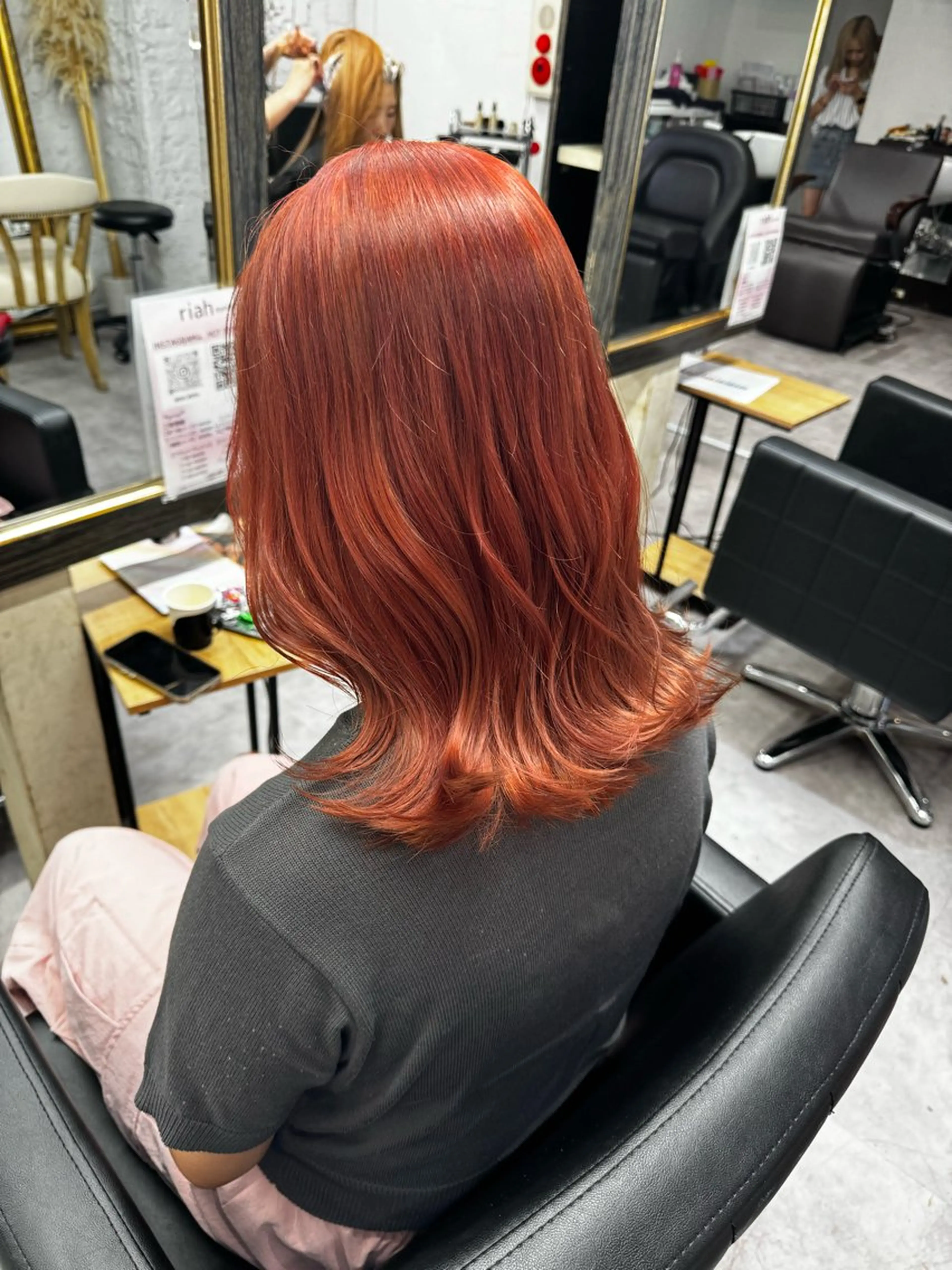 ミディアム 笹江 瑞穂のヘアスタイル