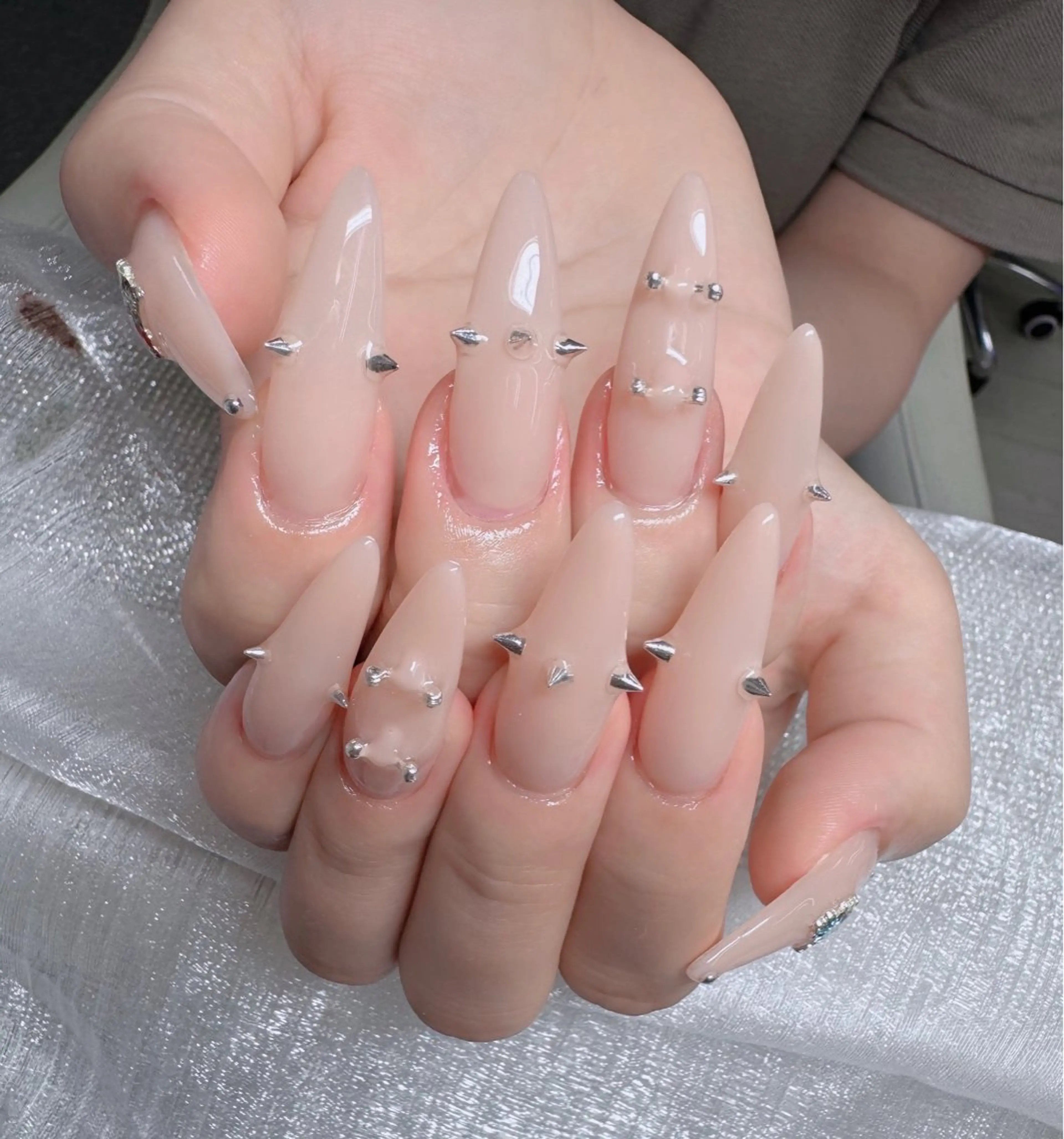 ネイル フレンチネイル ジェルネイル ハロウィン キラキラネイル 韓国ネイル H.baby Nail Salonのネイルデザイン