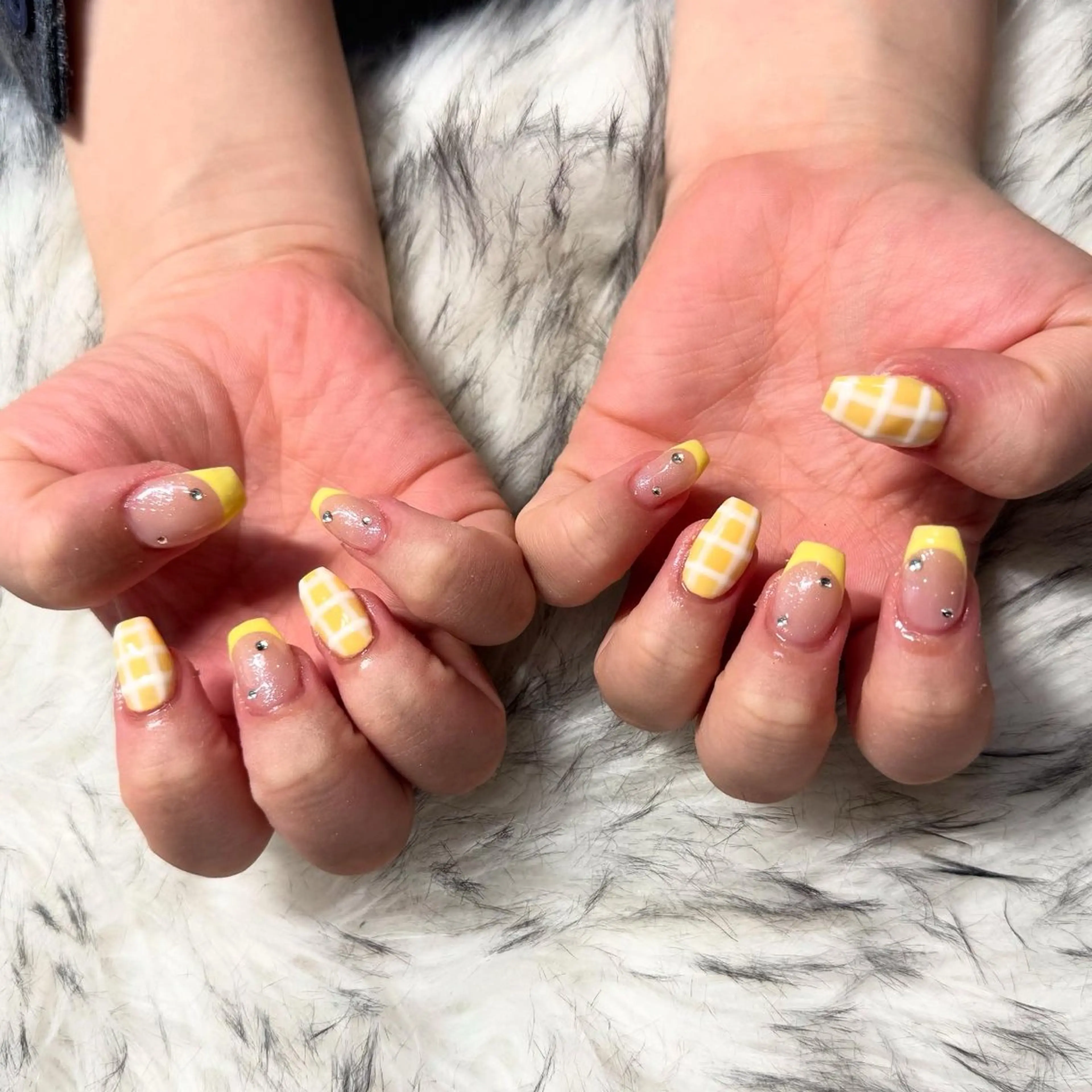 セミロング ハンドネイル mao .のネイルデザイン