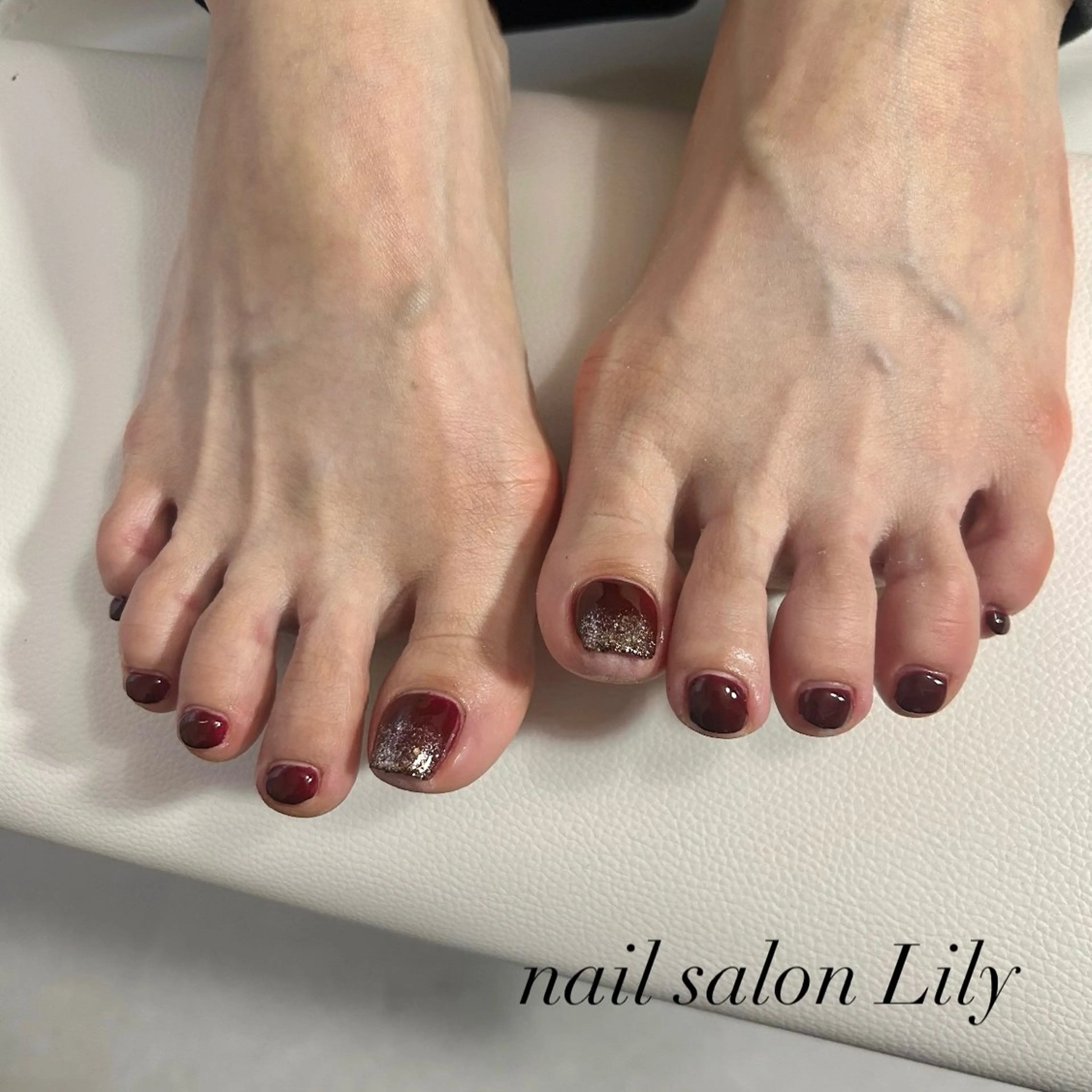 フット（シンプルデザイン）の写真