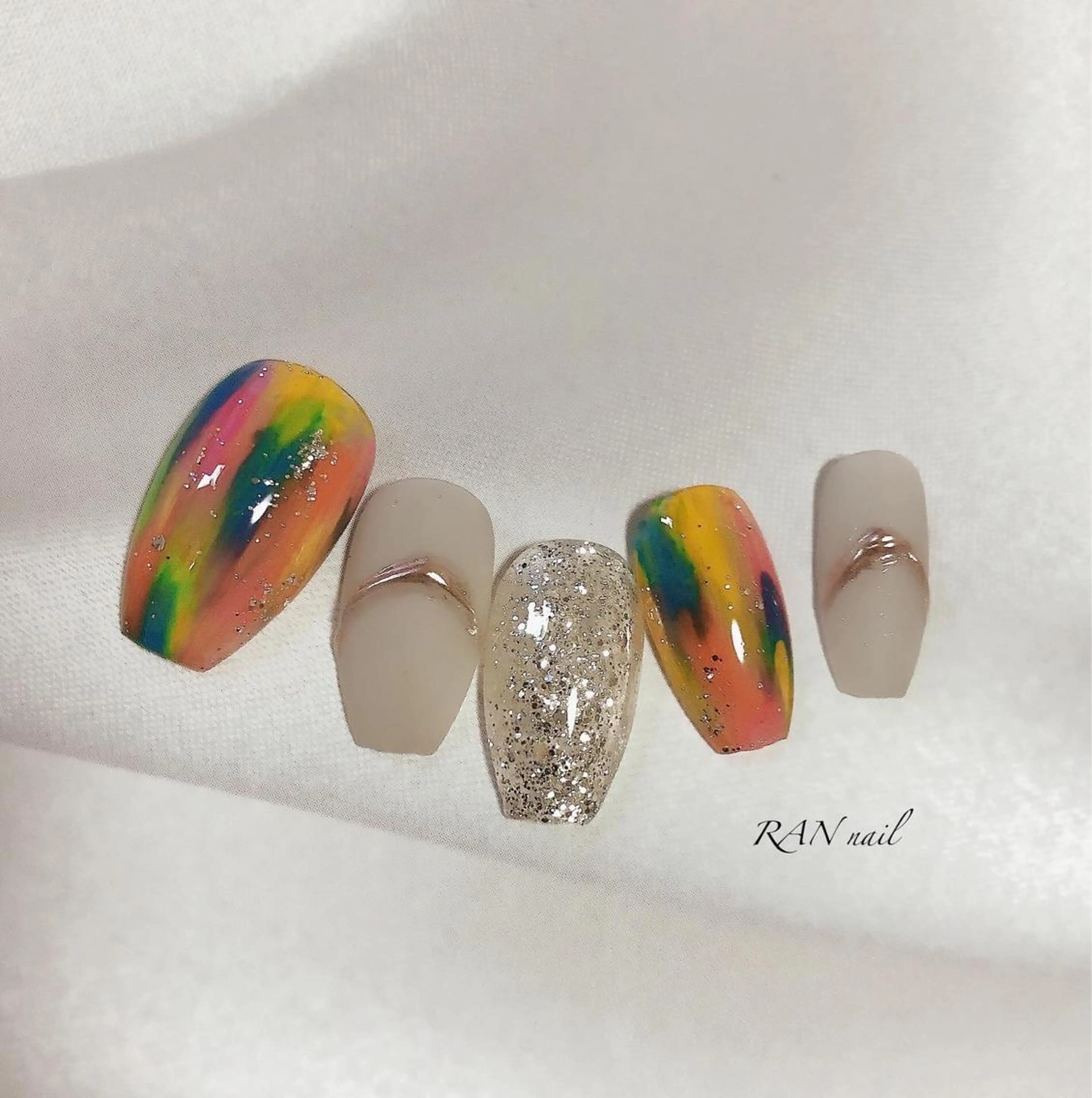 ネイル ブルー ジェルネイル グリーン キラキラネイル ニュアンスネイル RAN nail 〜ランネイル〜所属・RAN nailのネイルデザイン