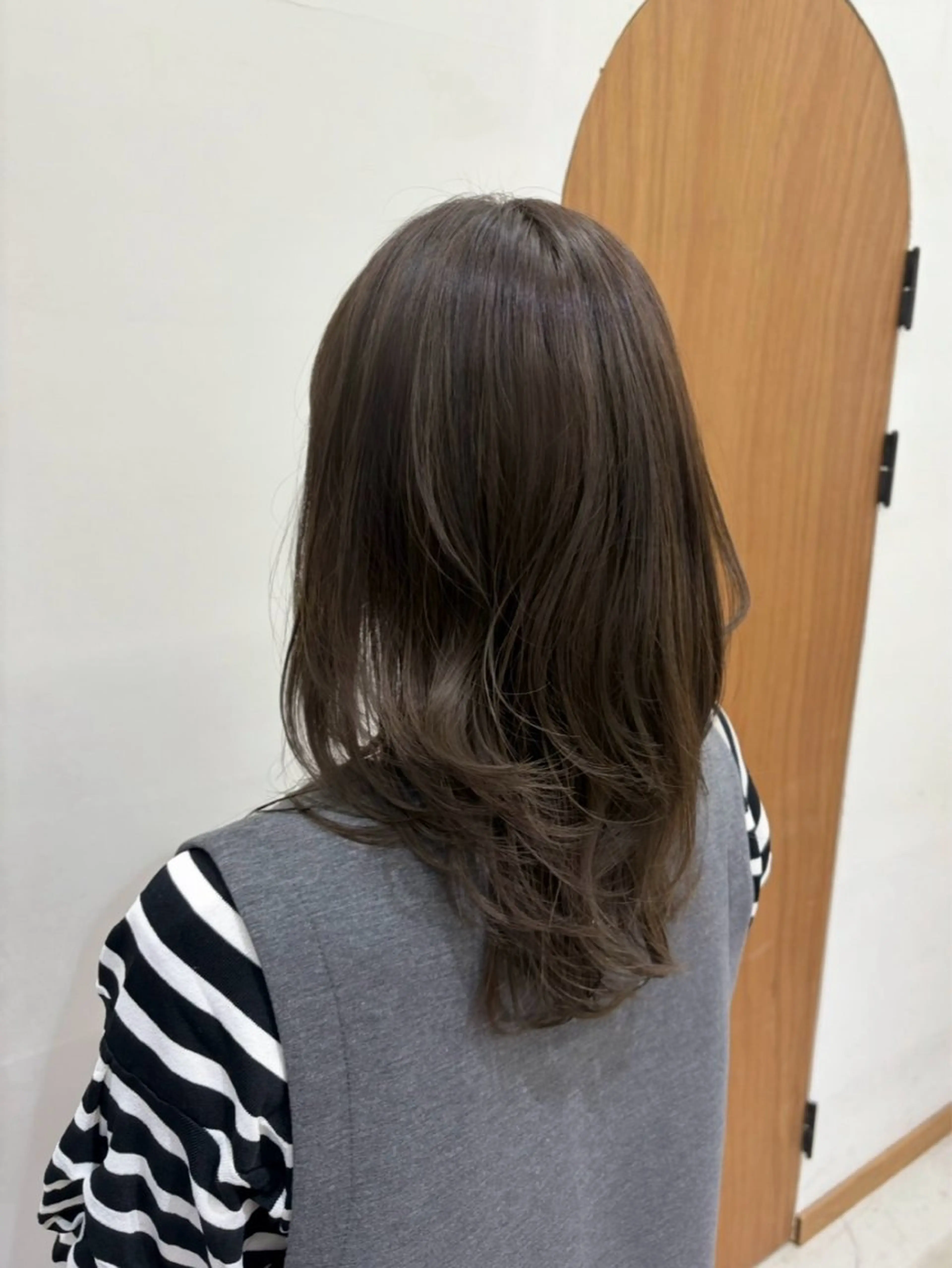 ミディアム カラー 透明感カラー momo / カラーモデルのヘアスタイル