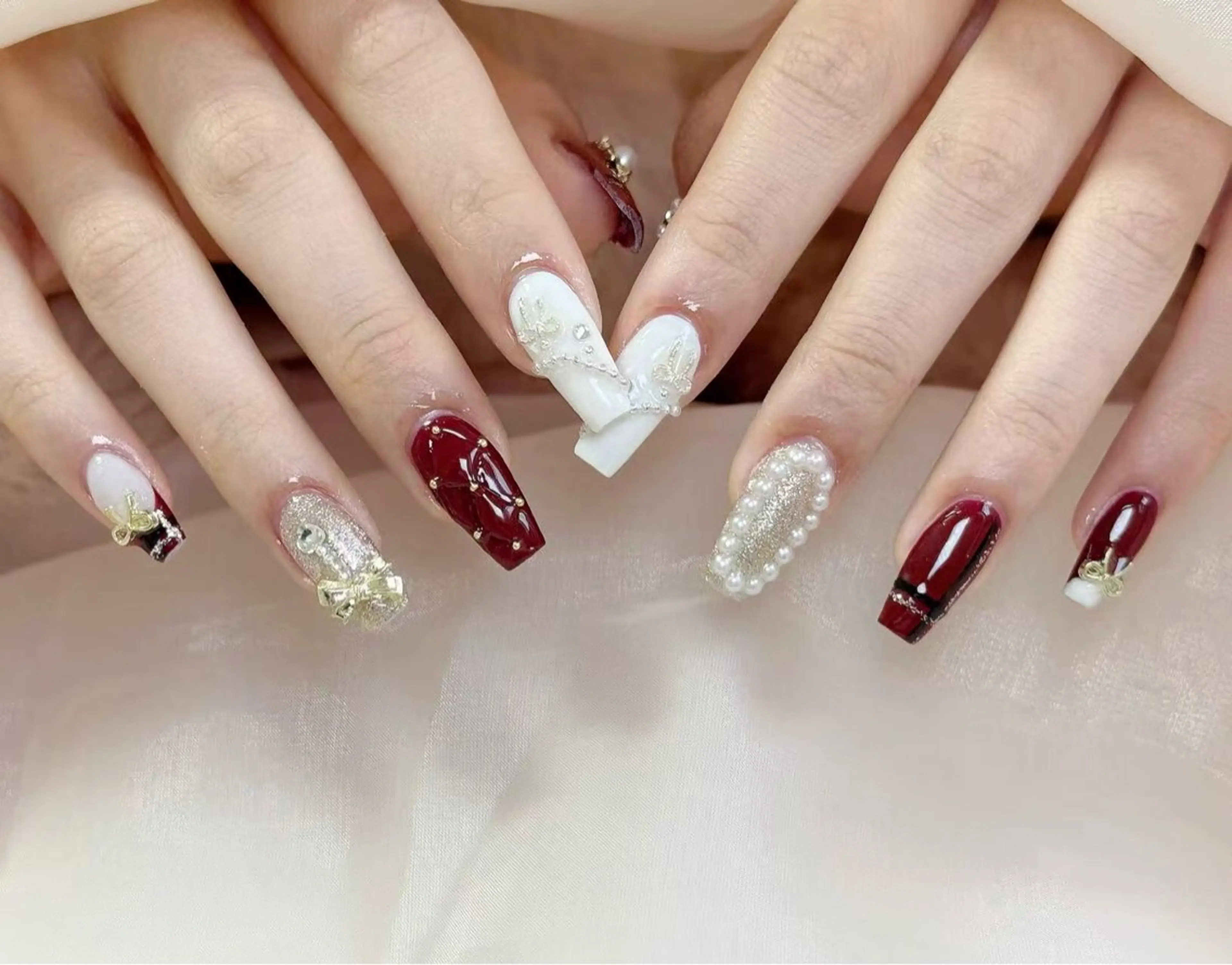 【ミニモ学割】チップ長さ出し+持ち込みデザイン＋パーツやり放題+ 特殊デザイン👌（初回ソフトジェルオフ無料／ケア込み）の写真