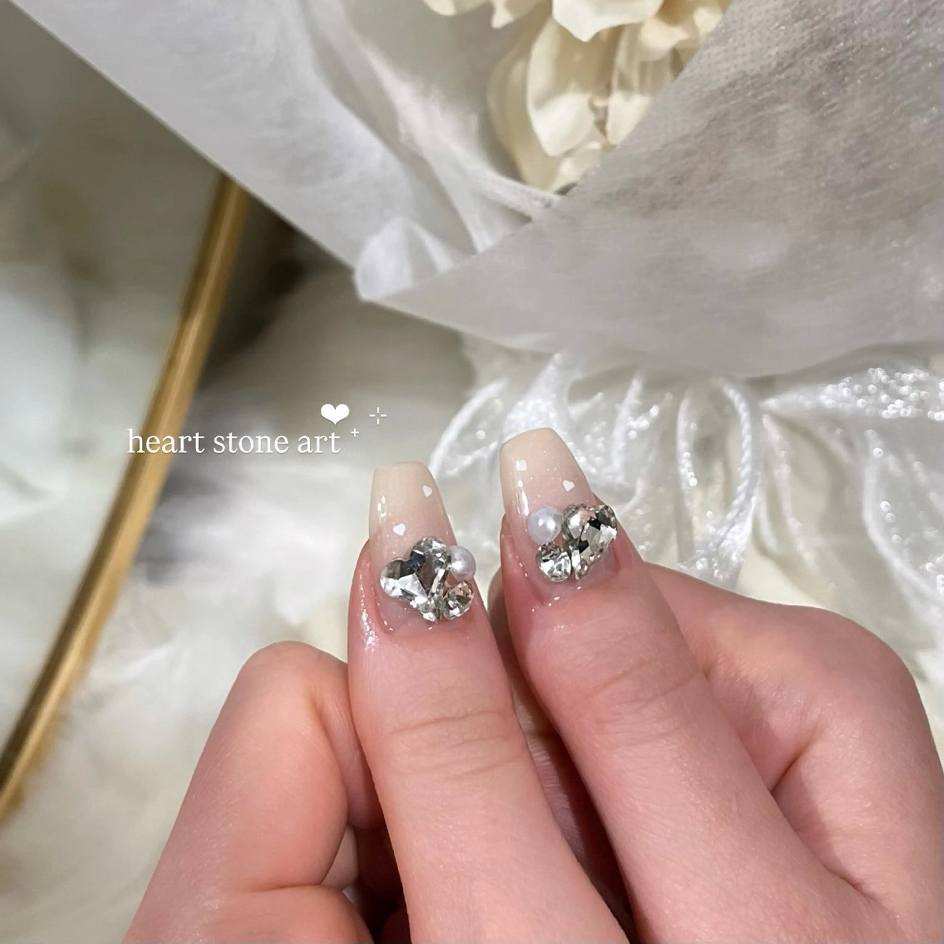 ネイル ハンドネイル Blanche mimi.u_aのネイルデザイン