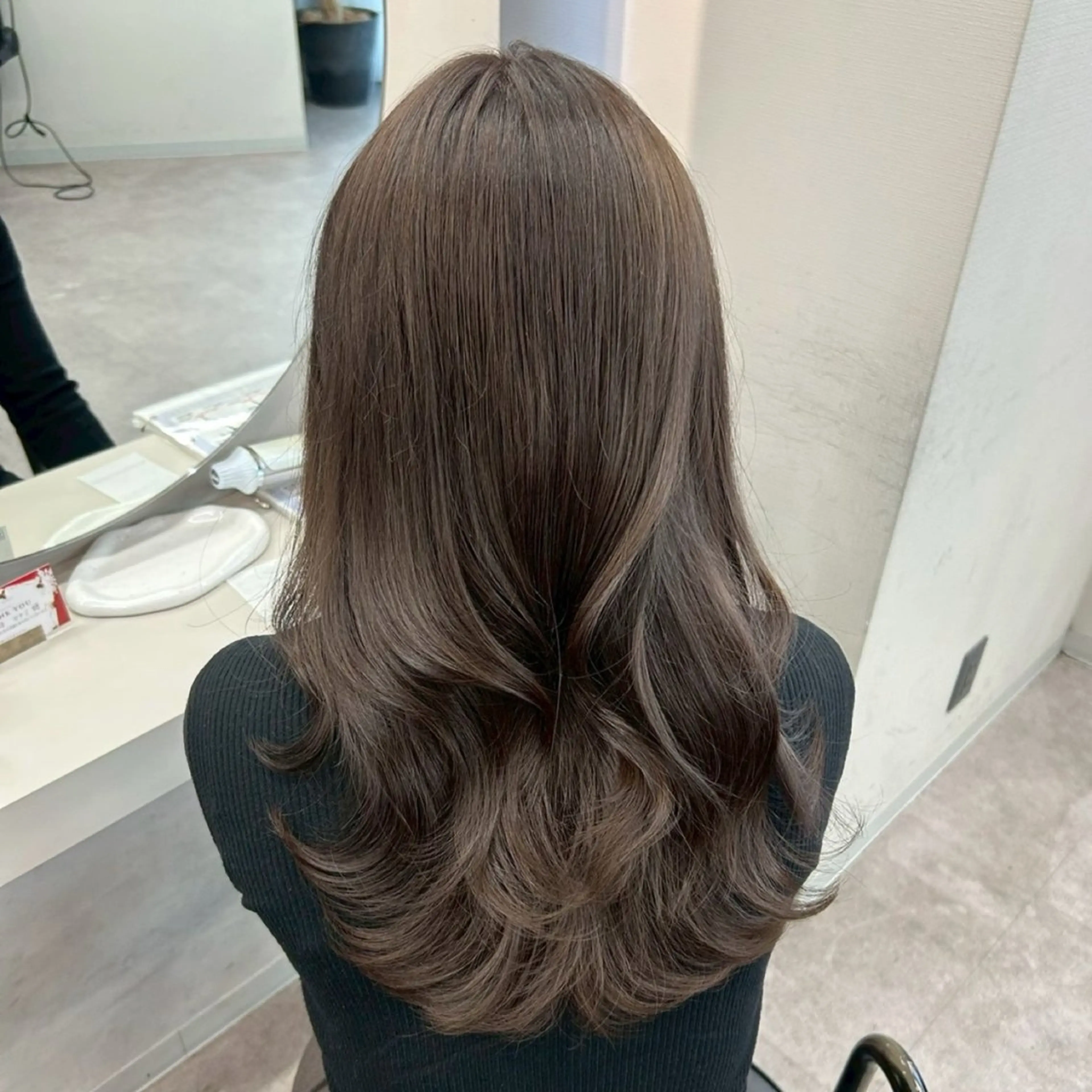 ロング カラー ベージュカラー 透明感カラー グレージュ カット ヘアカラー トリートメント 栁田 唯那のヘアスタイル