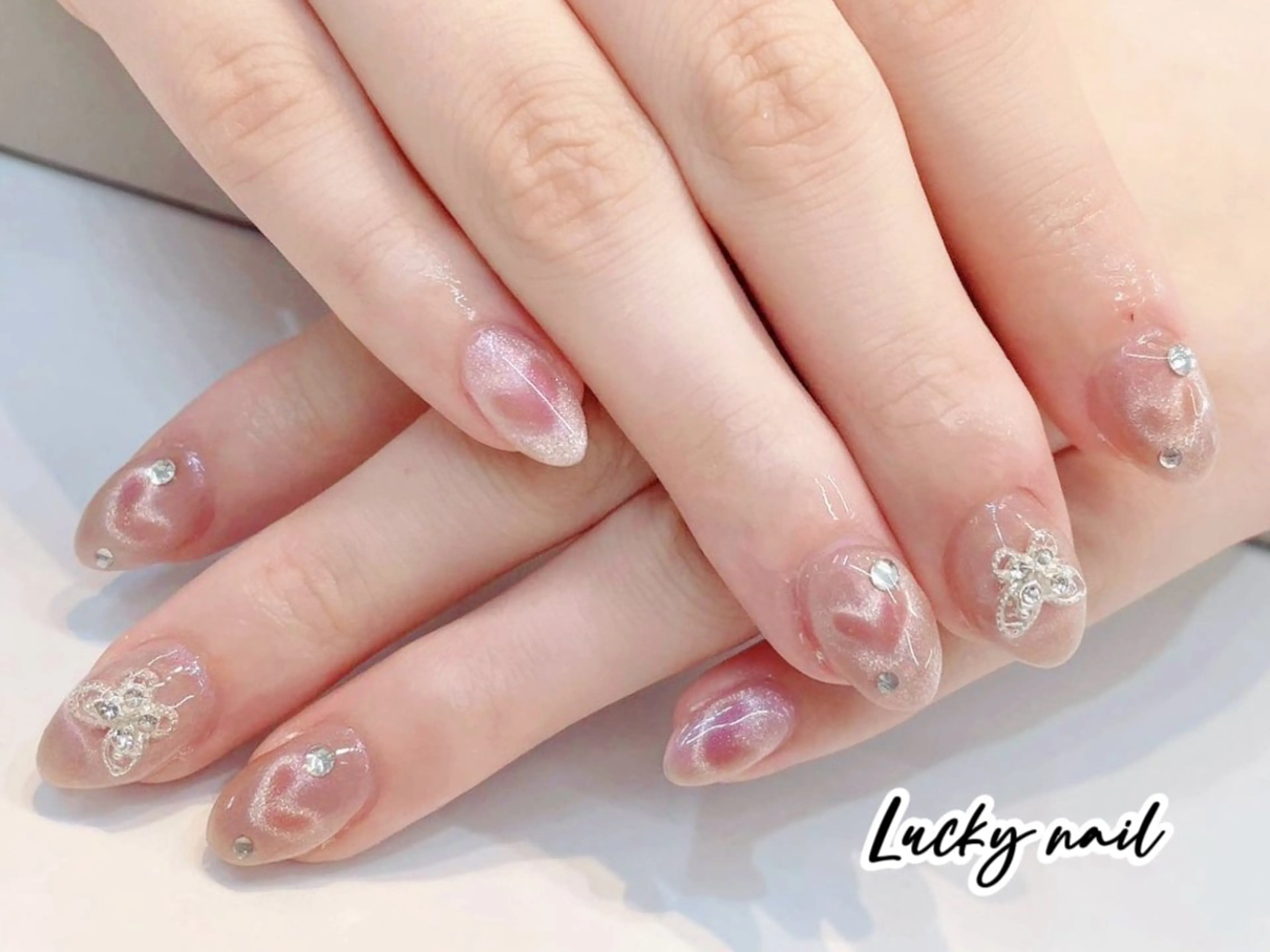 ネイル アートネイル チークネイル 長さ出し ジェルネイル マグネットネイル Lucky nail  小林和希のネイルデザイン