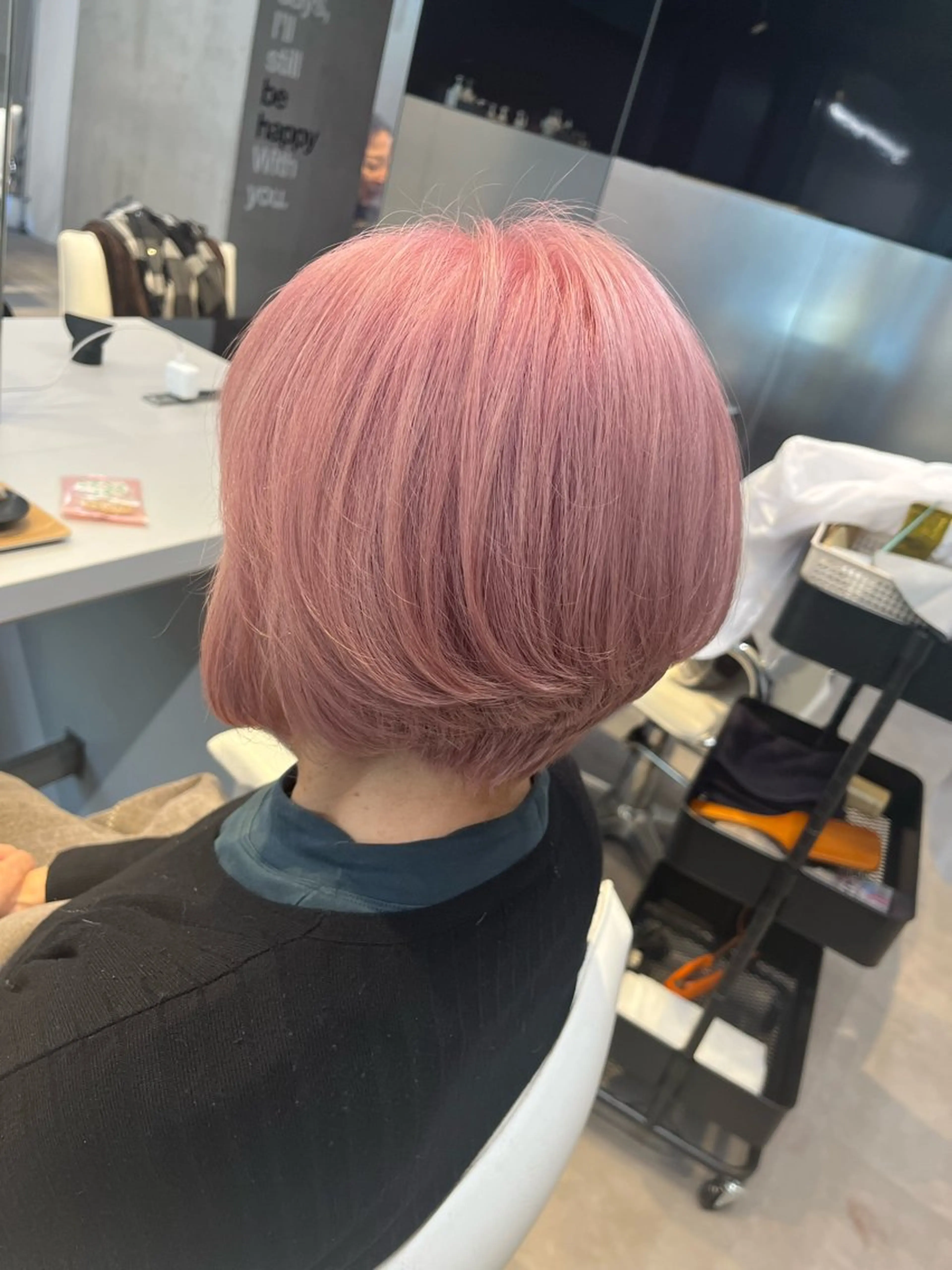 カット+全体ケアブリーチ(髪質改善in)+カラー+炭酸泉(鎖骨より下+1,000円)の写真