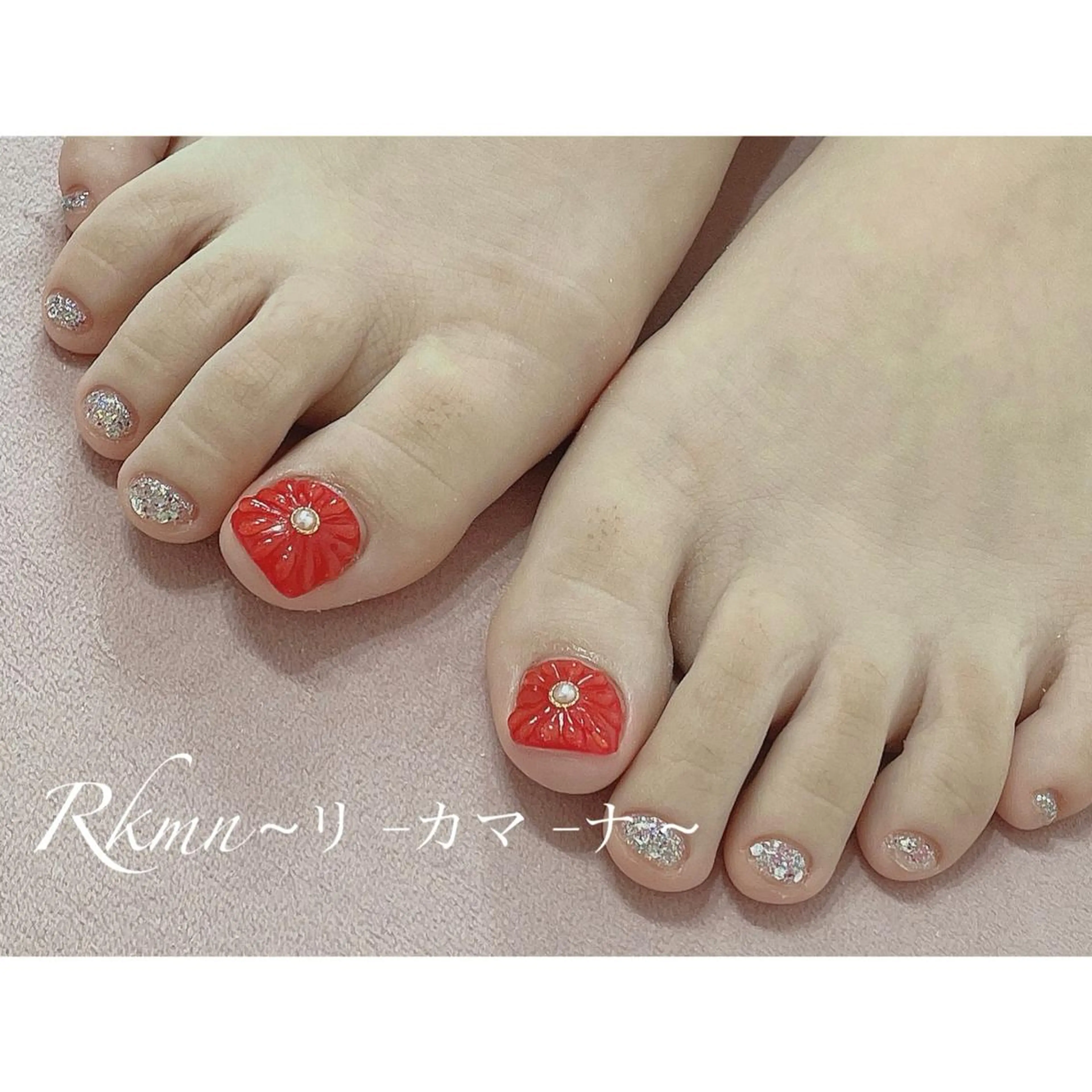 ネイル アートネイル フラワーネイル キラキラネイル ラメ(グリッター) ぷっくりネイル Rkmn ~リ-カマ-ナ~のネイルデザイン