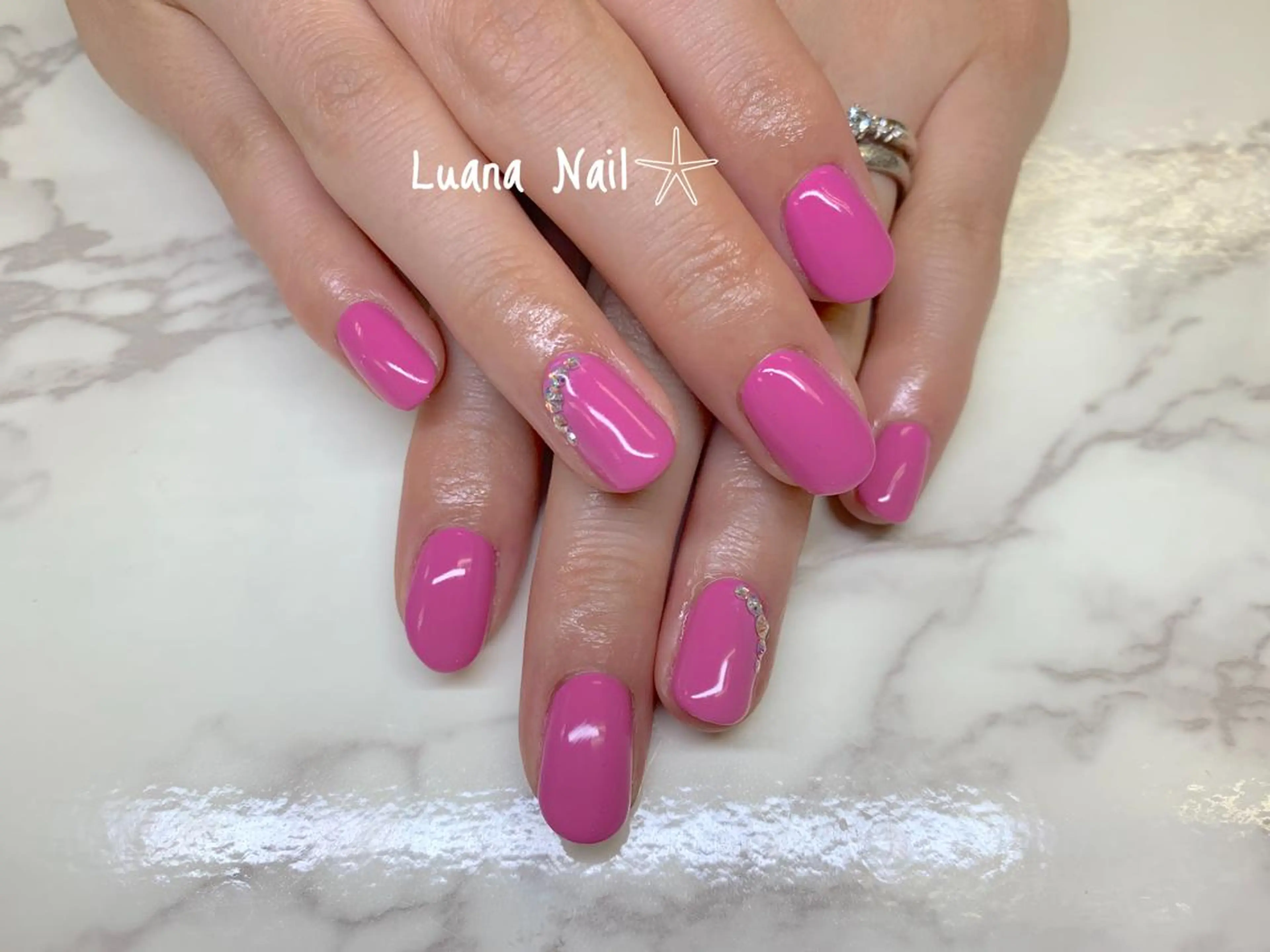 ネイル ストーンネイル ハンドネイル BeauJu by Luana Nail所属・BeauJu by Luana Nailのネイルデザイン