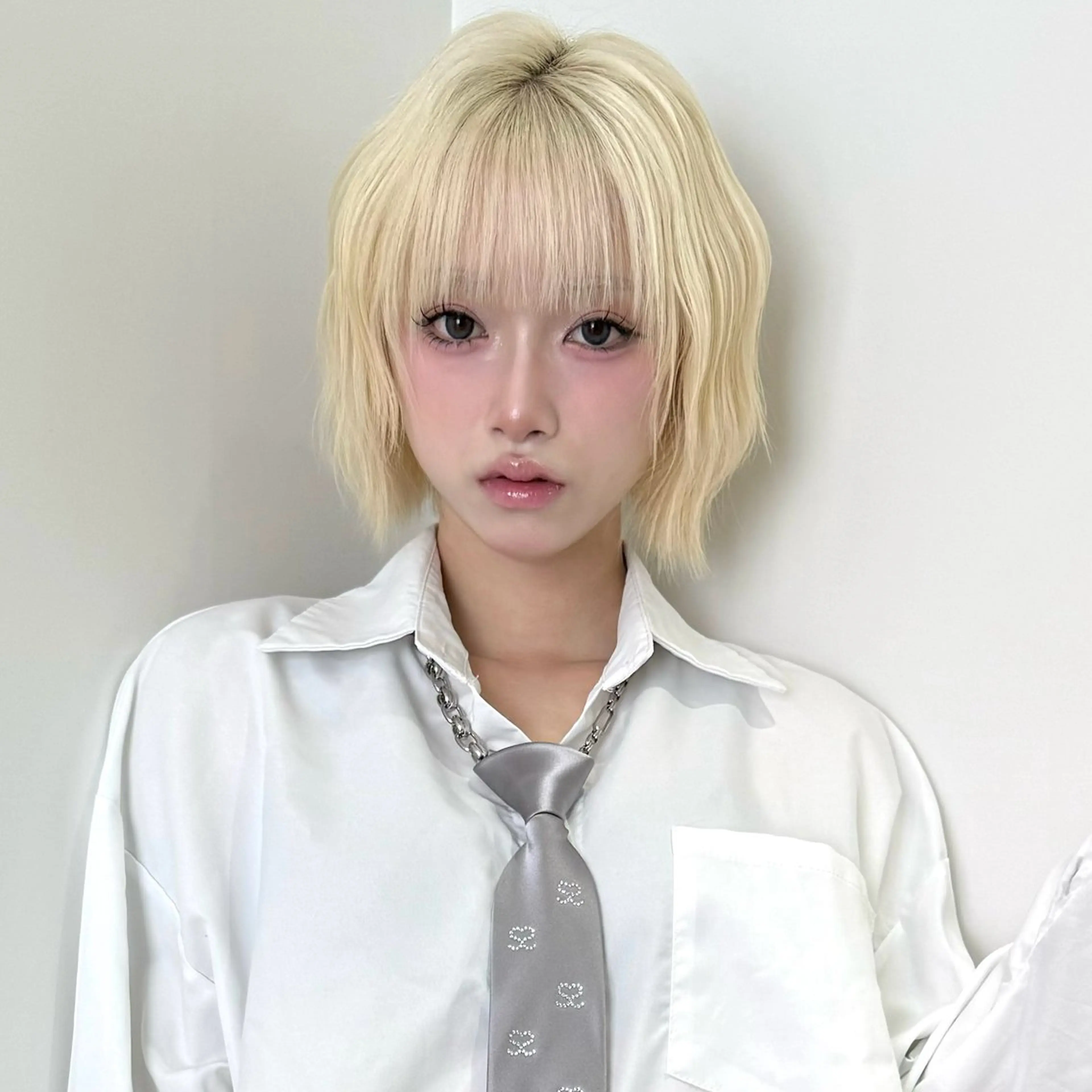 ショート カラー 抜きっぱなしブロンド ブロンド 透明感カラー ボブ トリートメント ヘアカラー トリートメント 🤍ハイトーン 🤍VIVIE🤍のヘアスタイル