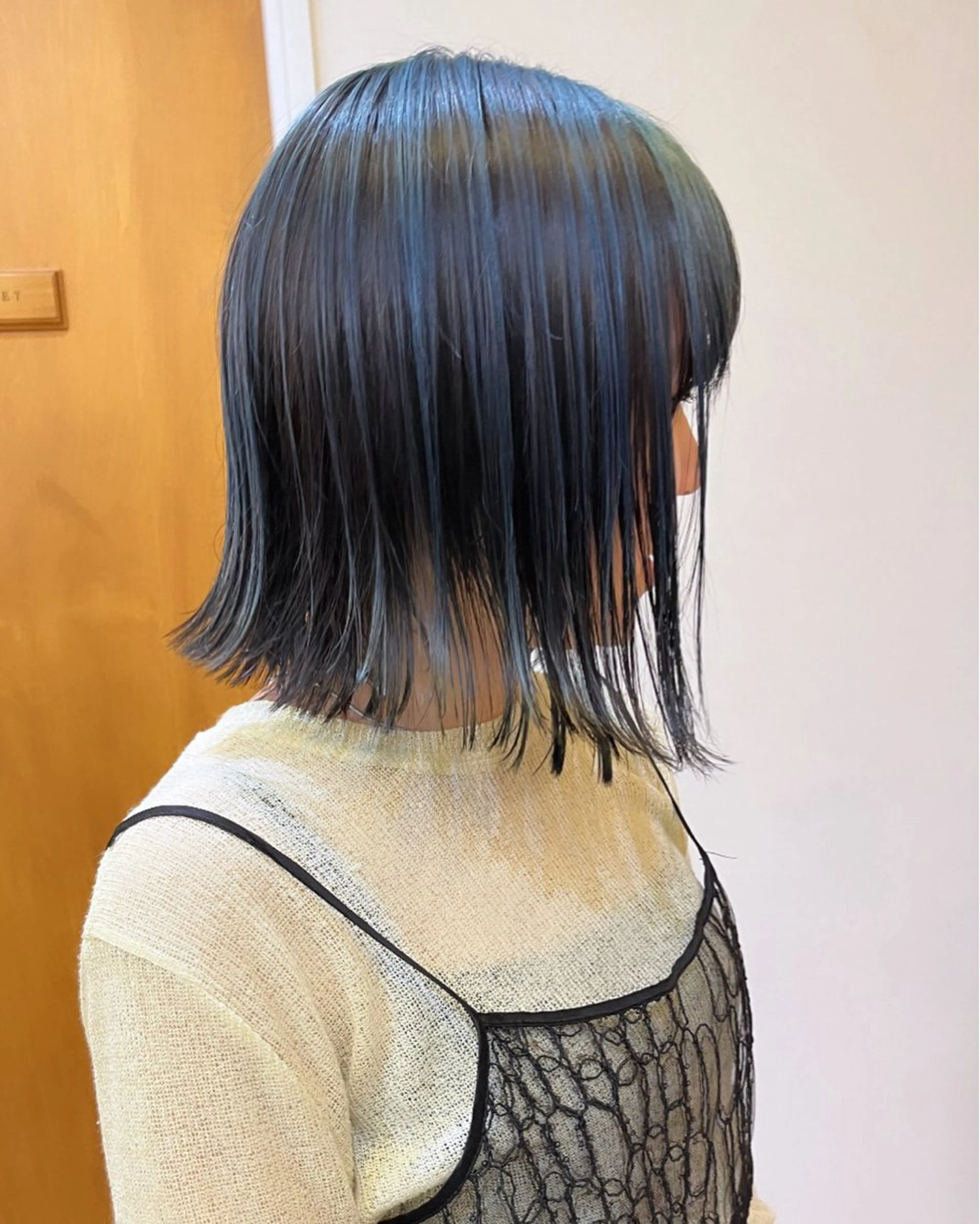 ミディアム カラー 宇佐美/ボブ／ 顔まわりレイヤーのヘアスタイル