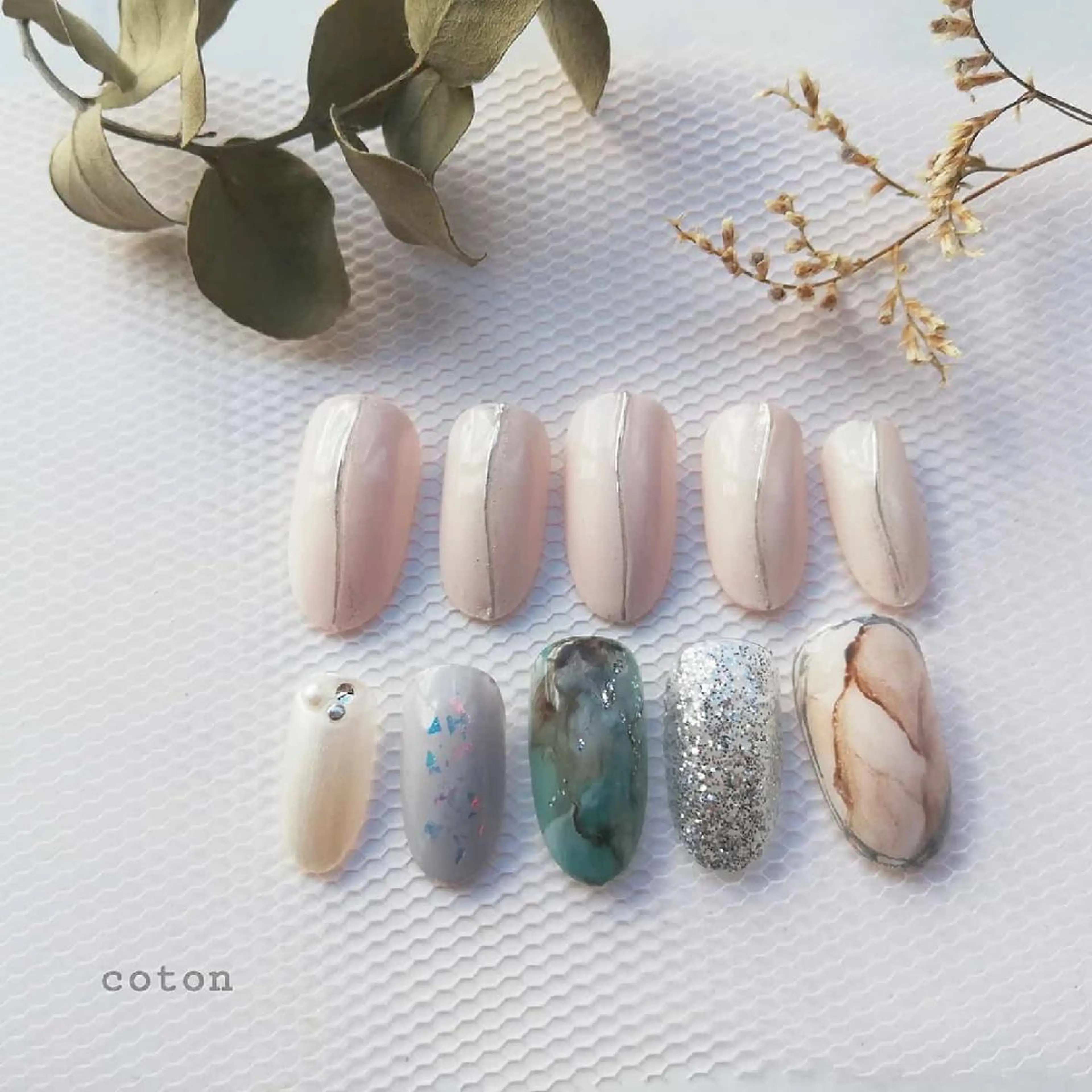 ネイル 🥀ネイルサロン cotonコトン🥀のネイルデザイン