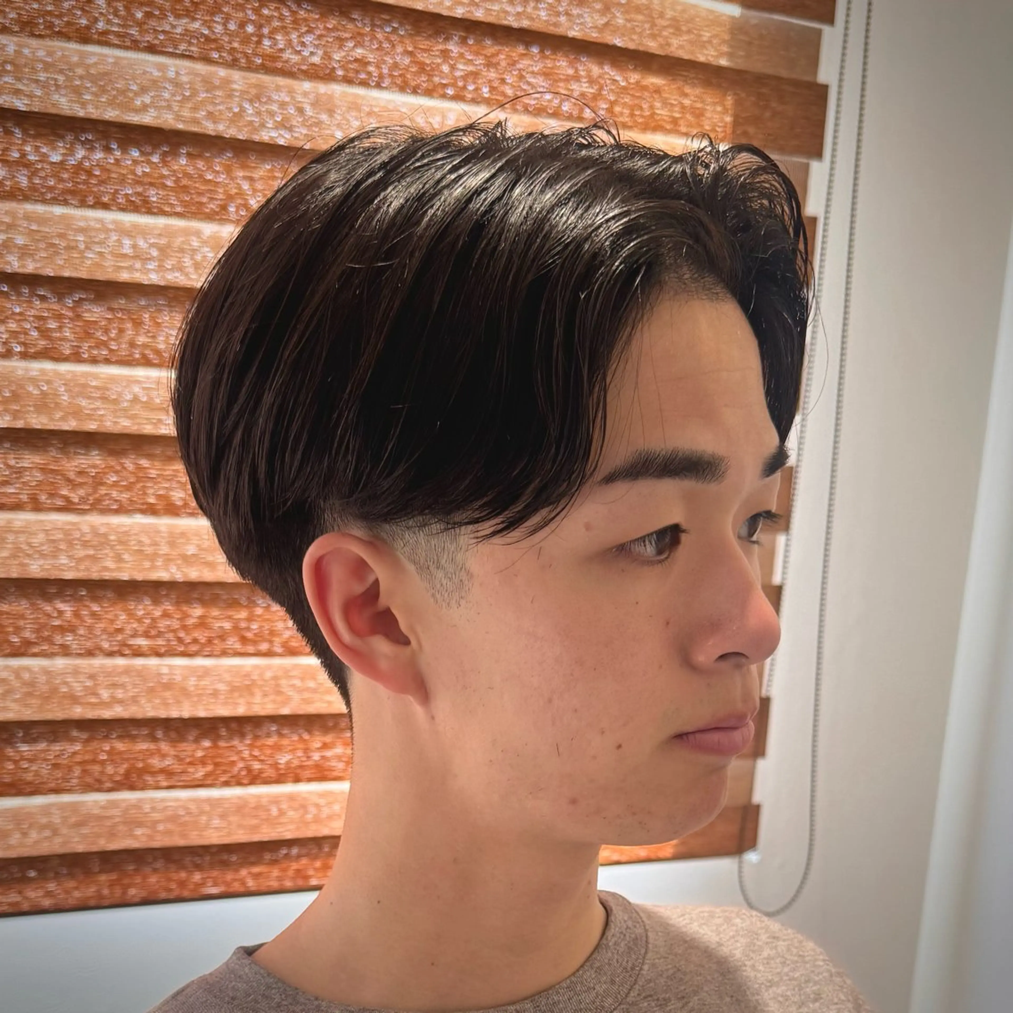 ショート メンズ センターパート フェードカット ショートヘア カット 立川メンズカット/ メンズパーマ💈三上のヘアスタイル