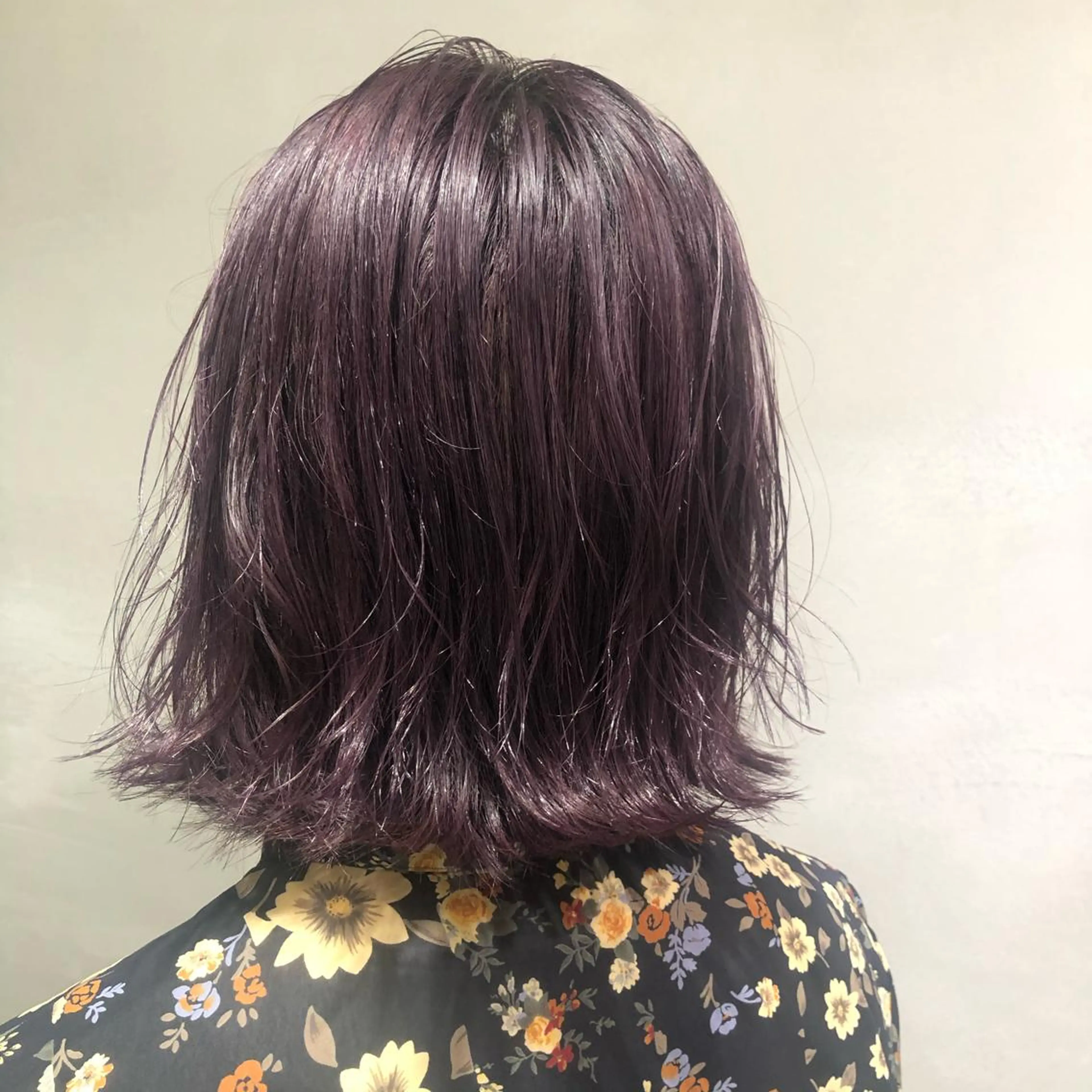 カラー AGREE Momokaのヘアスタイル