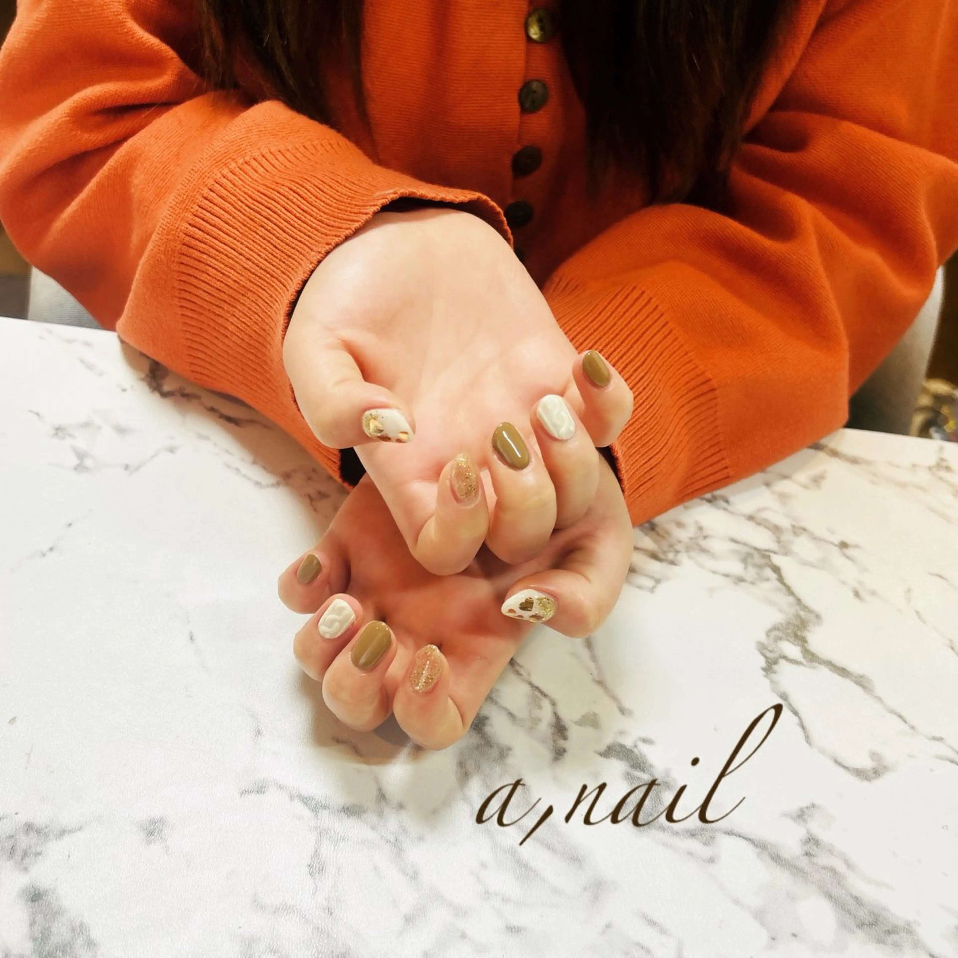 ネイル ジェルネイル グラデーション キラキラネイル ラメ(グリッター) ラメグラデーション ハンドネイル ネイルサロン エーネイルのネイルデザイン