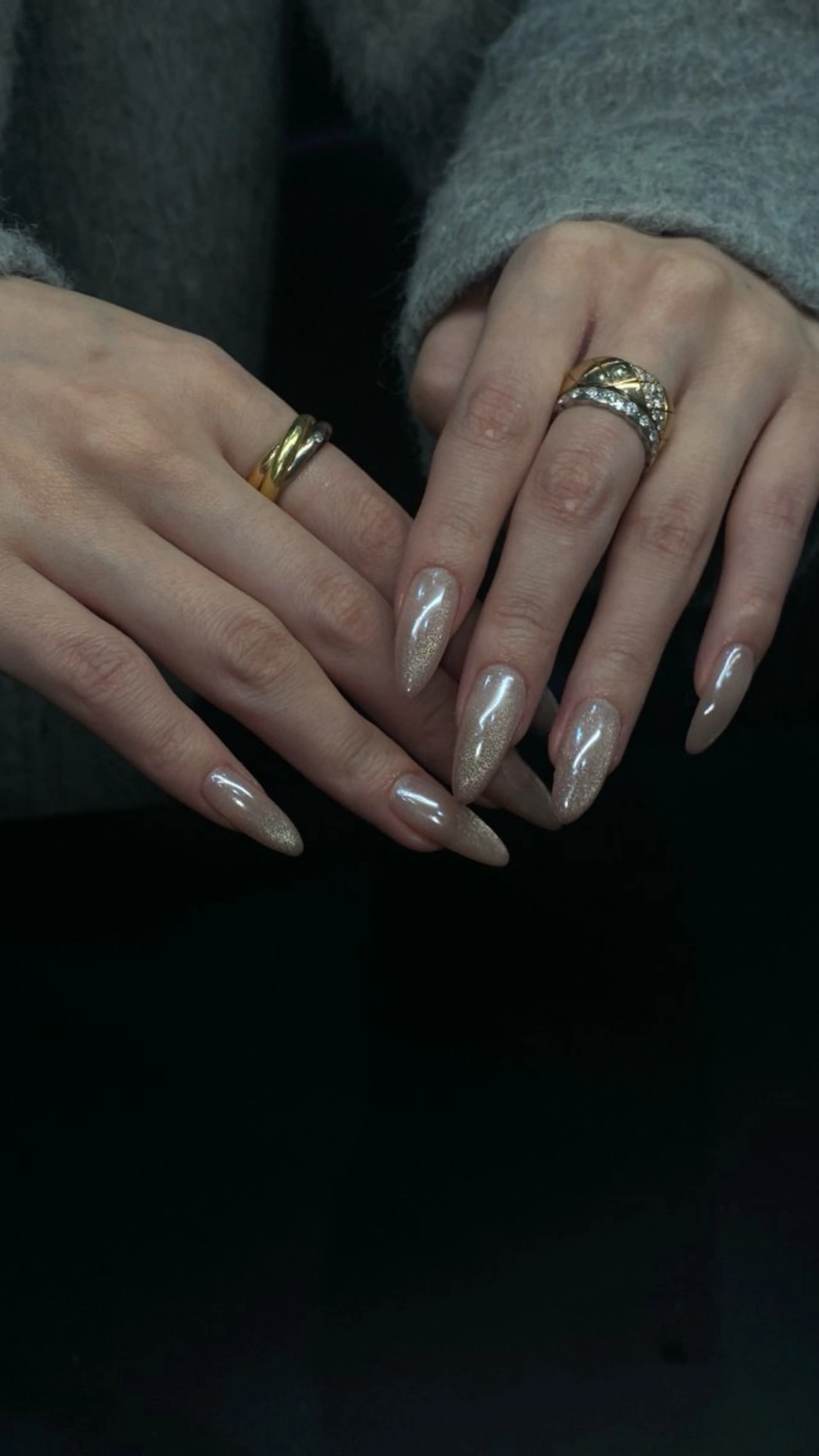 ネイル オーロラネイル マグネットネイル ホワイト ハンドネイル ハンドケア 渡邉あい/青山/ simpleのネイルデザイン