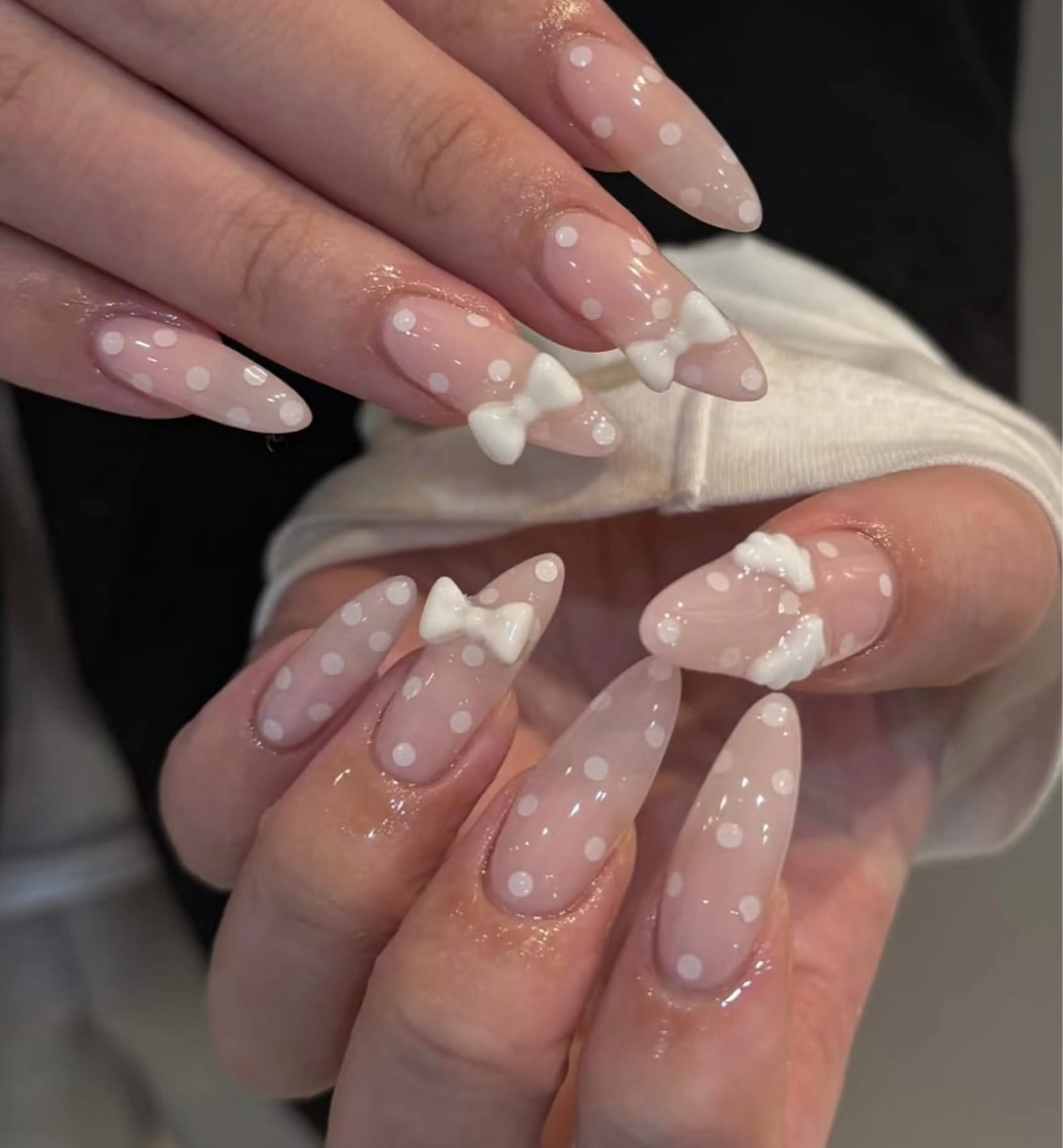 ネイル アートネイル オーロラネイル チークネイル フレンチネイル ガラスフレンチ ハンドネイル 🎀🎀YooLi Nail Salonのネイルデザイン