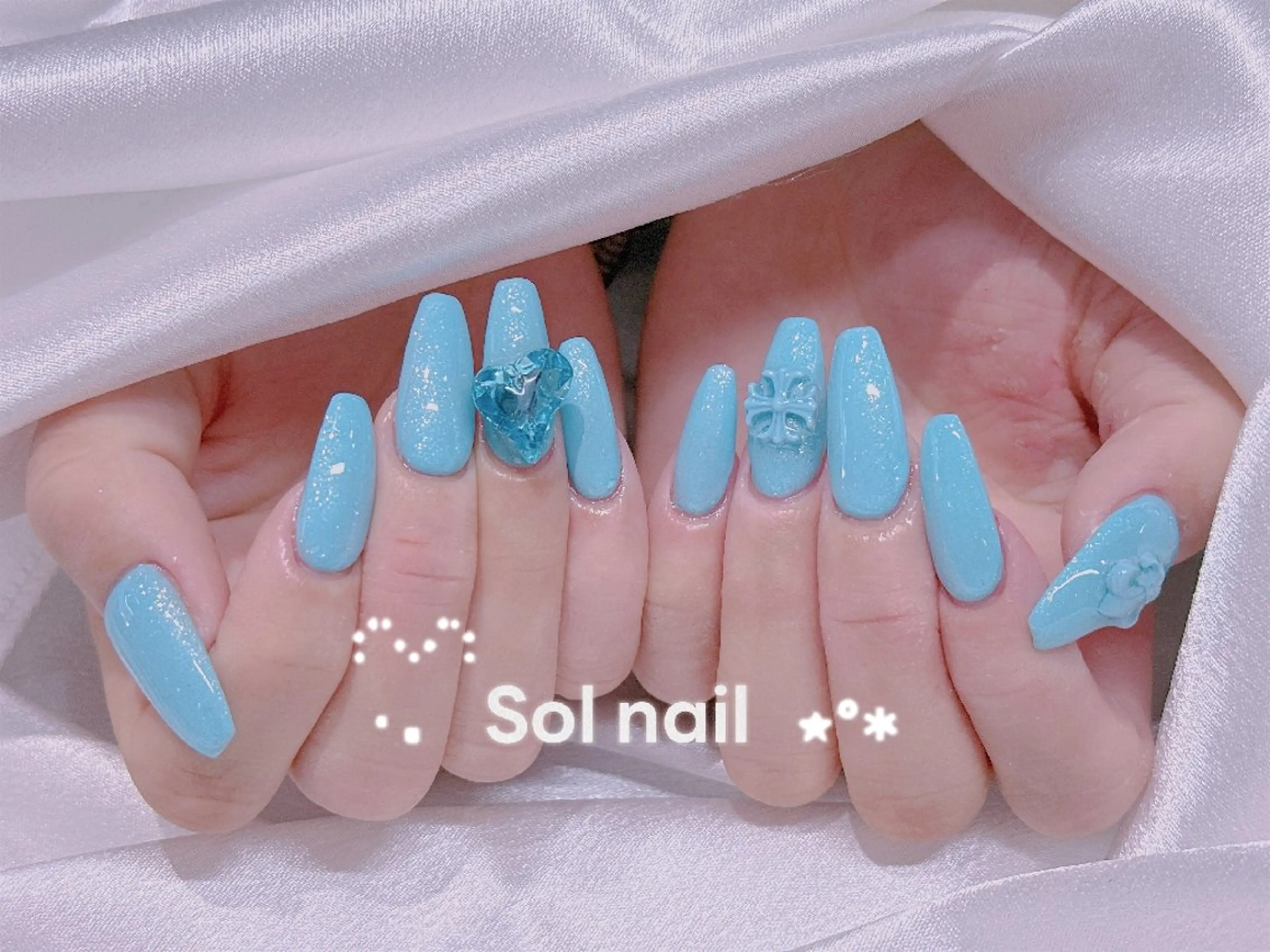ネイル 成人式 ジェルネイル マグネットネイル パラジェル ワンホンネイル ハンドネイル ハンドケア Sol Nail ミネのネイルデザイン