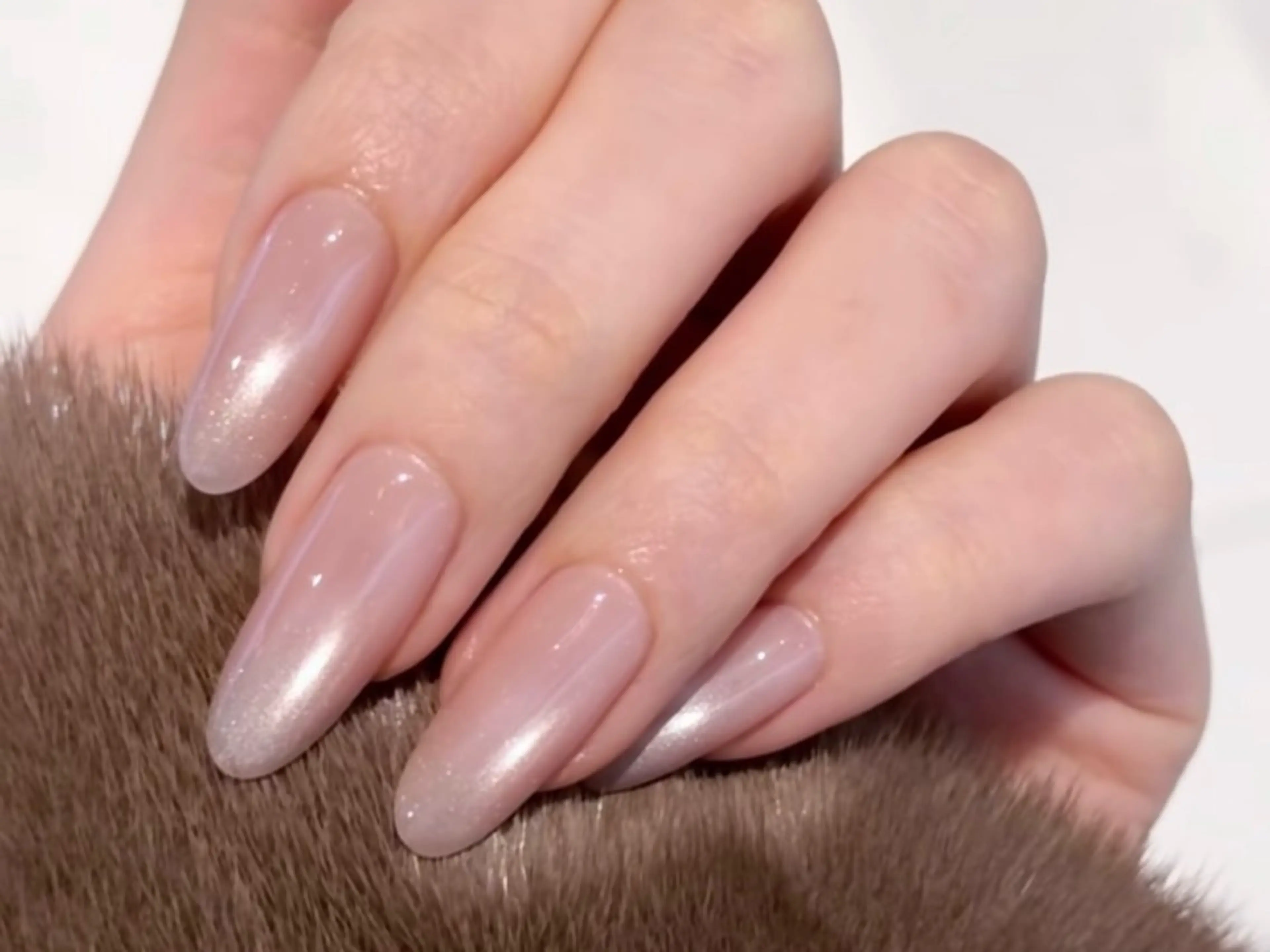 ミディアム ハンドネイル Atelier nail salonのネイルデザイン