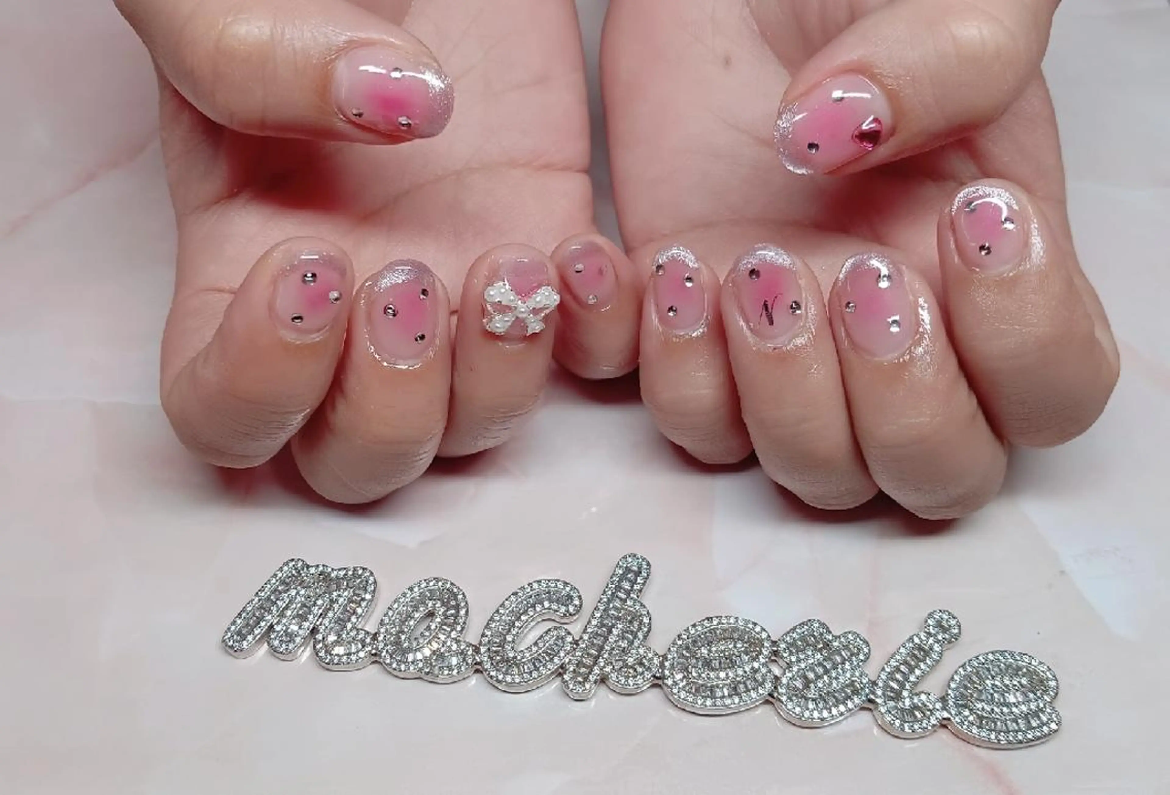 ネイル チークネイル マグネットネイル ハンドネイル Nail Salon macherieのネイルデザイン