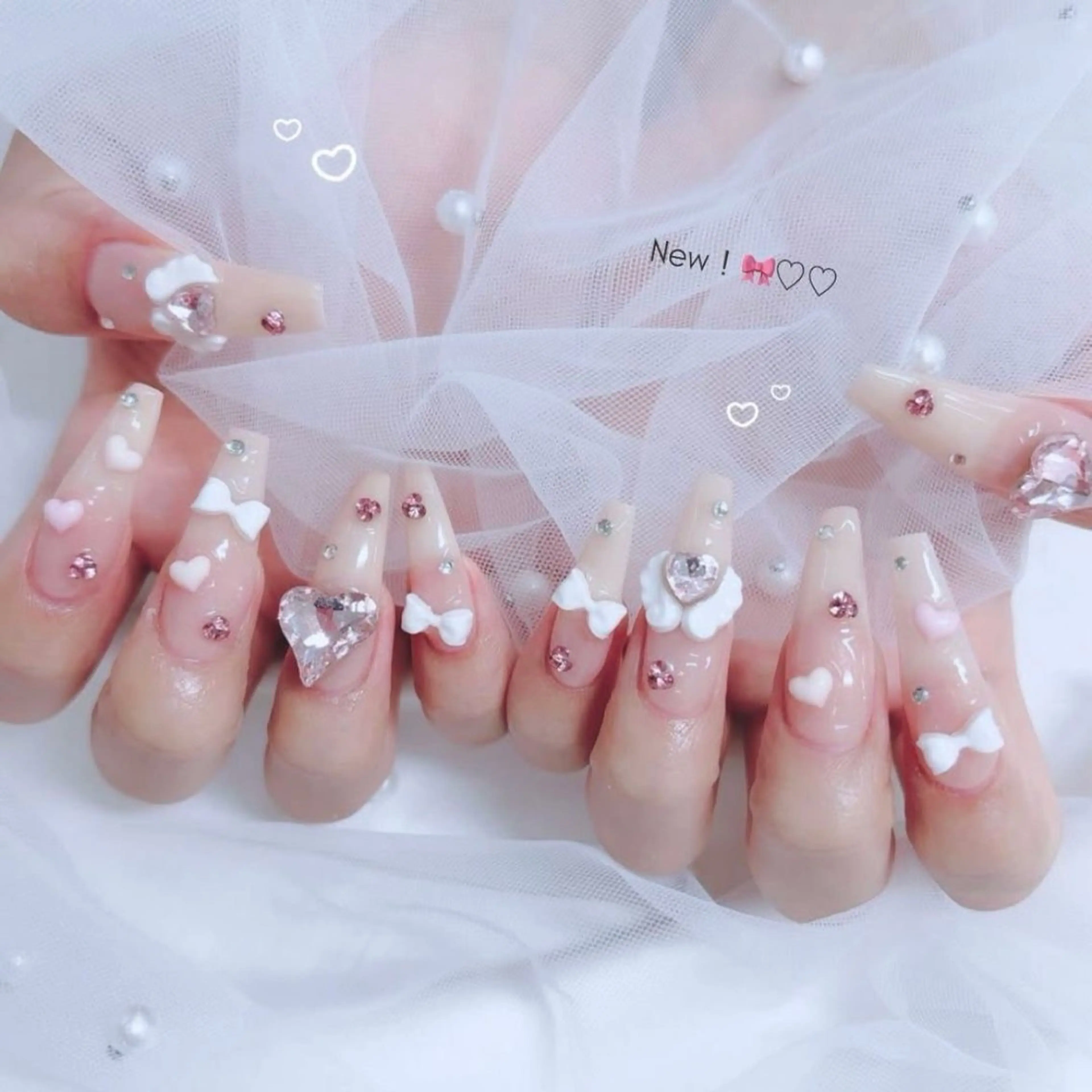 ネイル フレンチネイル キラキラネイル 韓国ネイル シンプルネイル ワンホンネイル ハンドネイル MEI Nailのネイルデザイン