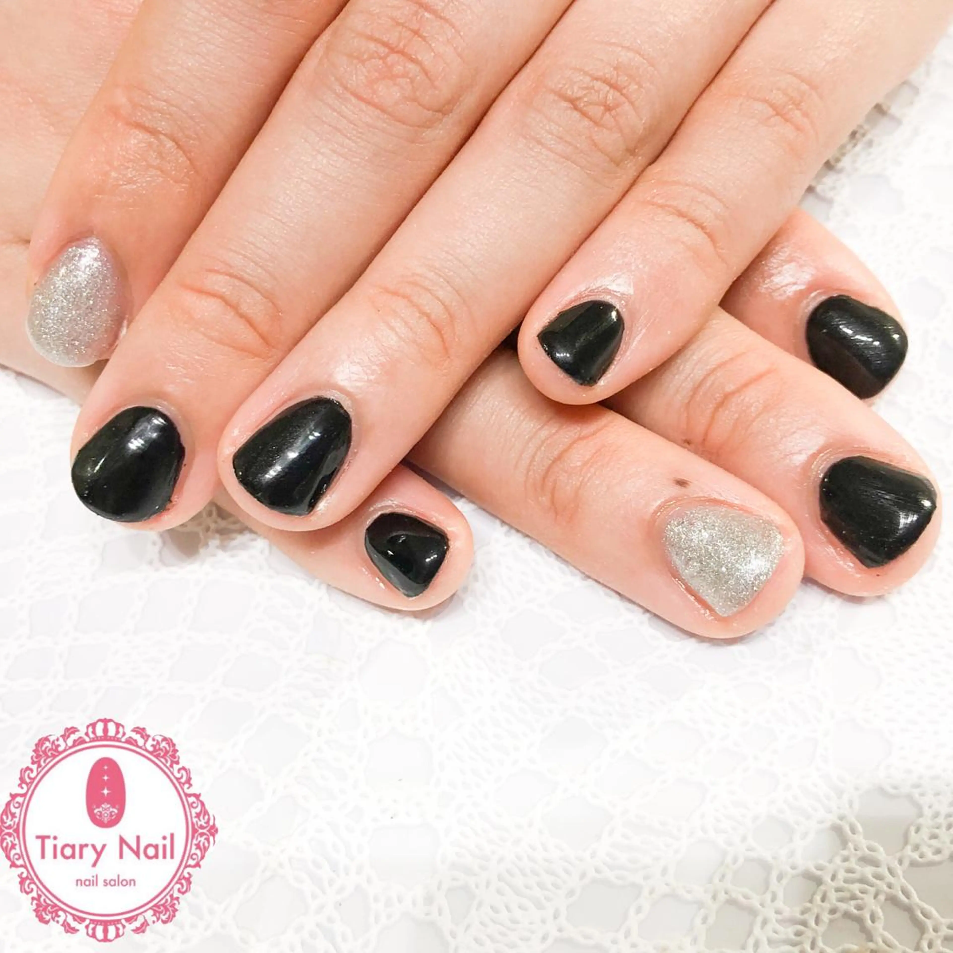 ネイル tiarynail K K🐼のネイルデザイン