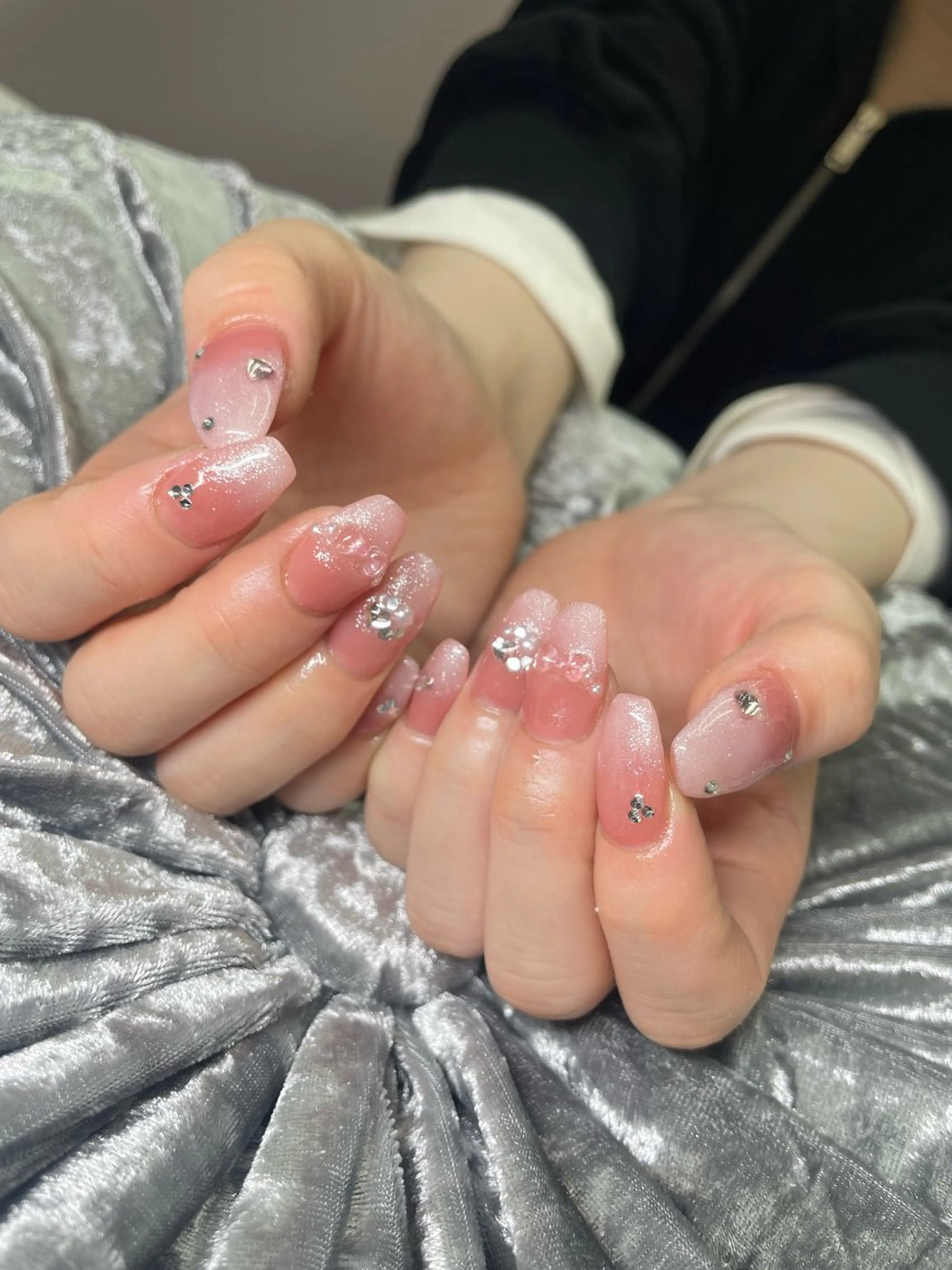 ネイル 持ち込み シンプルネイル ハンドネイル Mumu眉毛,ネイル モデル募集中🪄のネイルデザイン