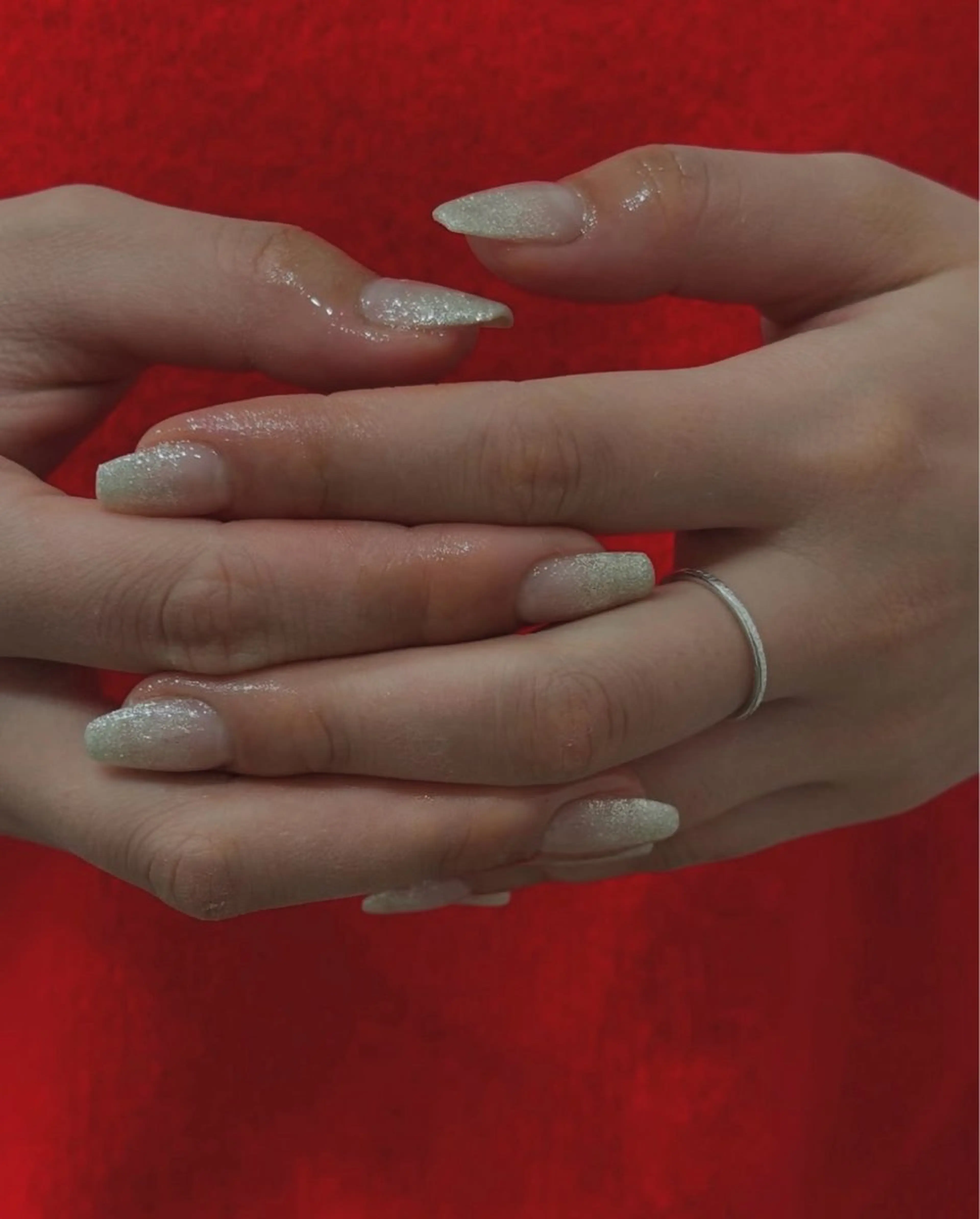 ネイル グラデーション ラメ(グリッター) ラメグラデーション ホワイト Nailsalon  PINO所属・PINO 安田のネイルデザイン