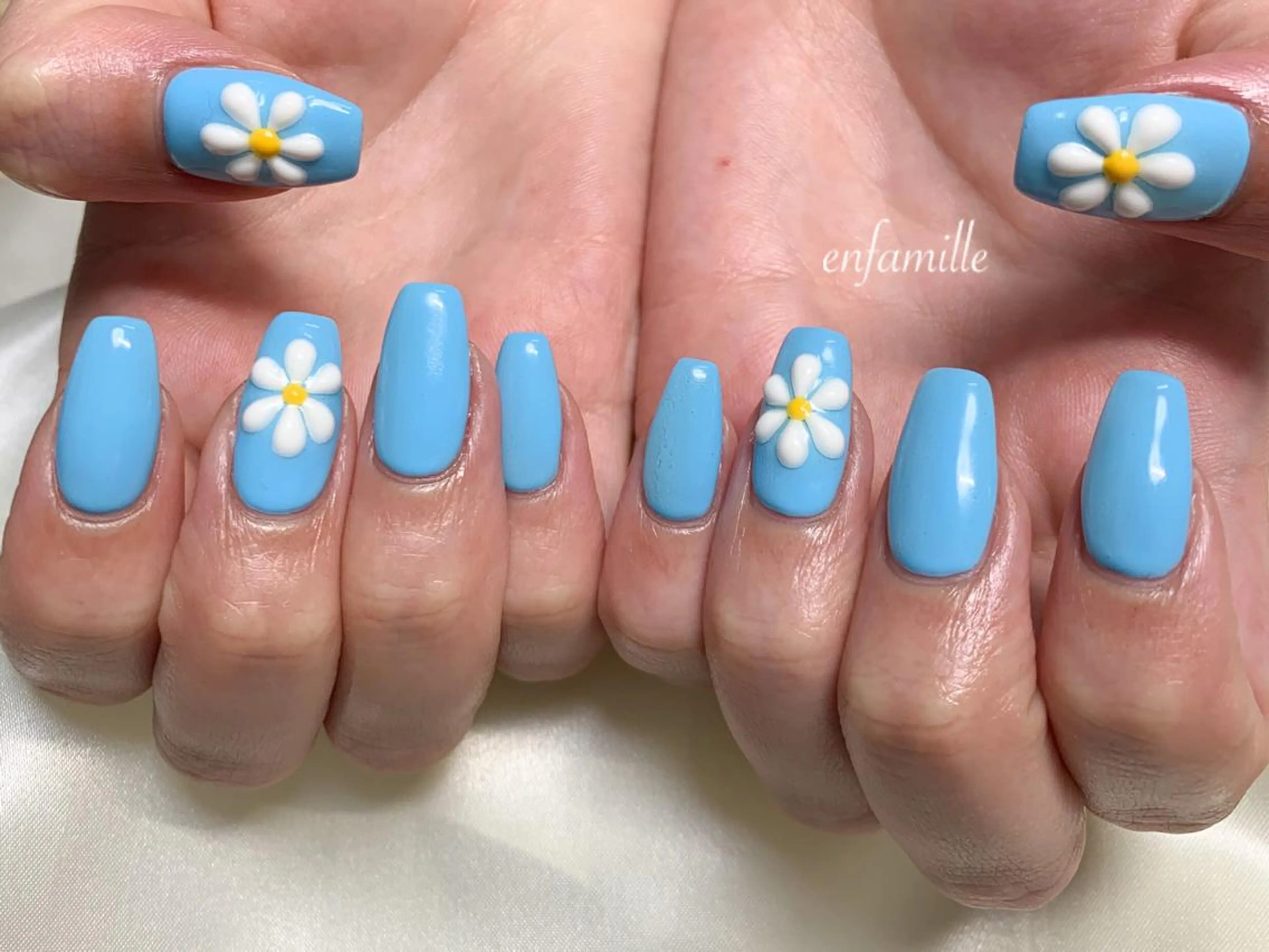 ネイル ハンドネイル nail salon en familleのネイルデザイン