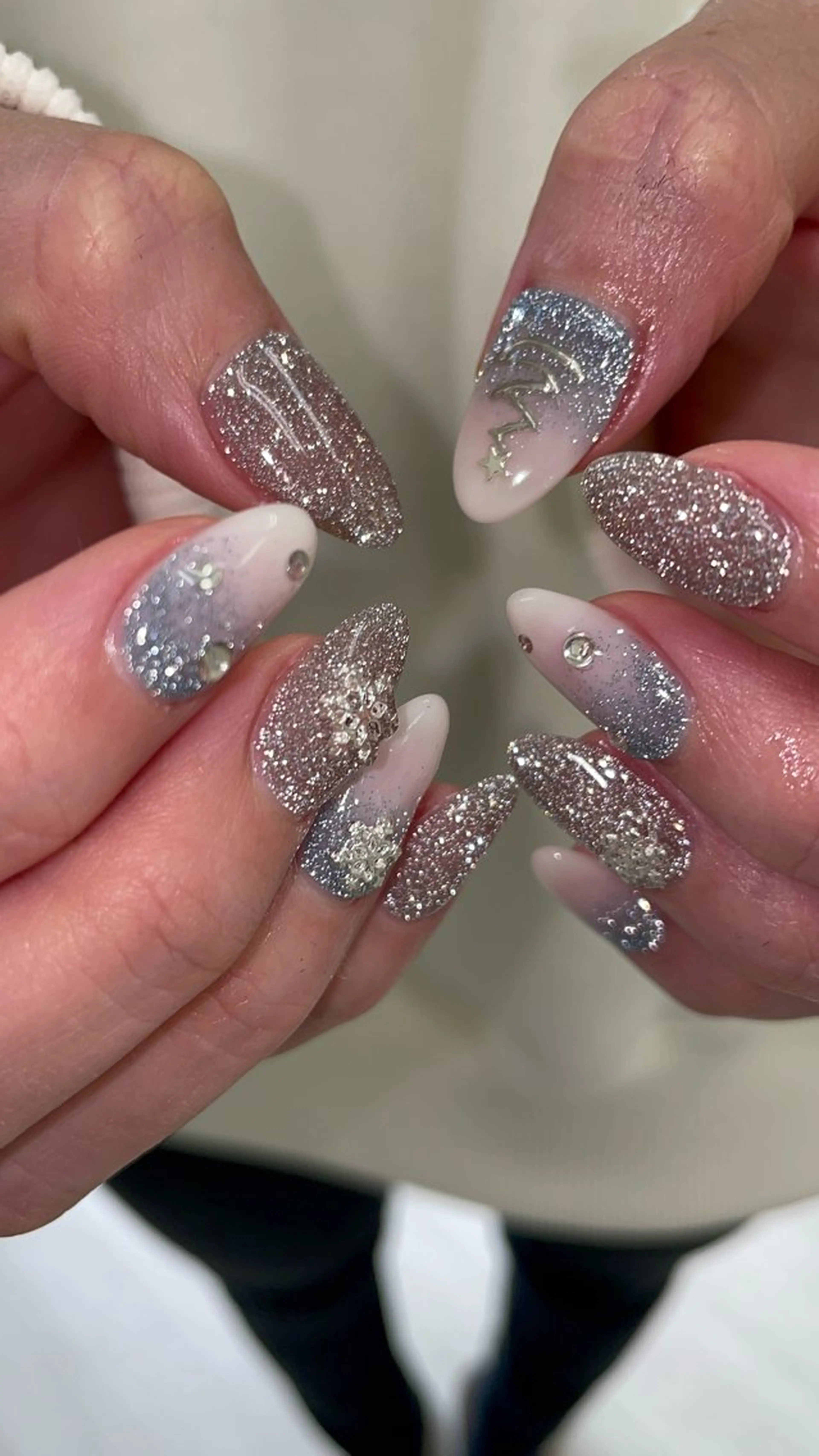 ネイル ハンドネイル Hisaka Mikiのネイルデザイン