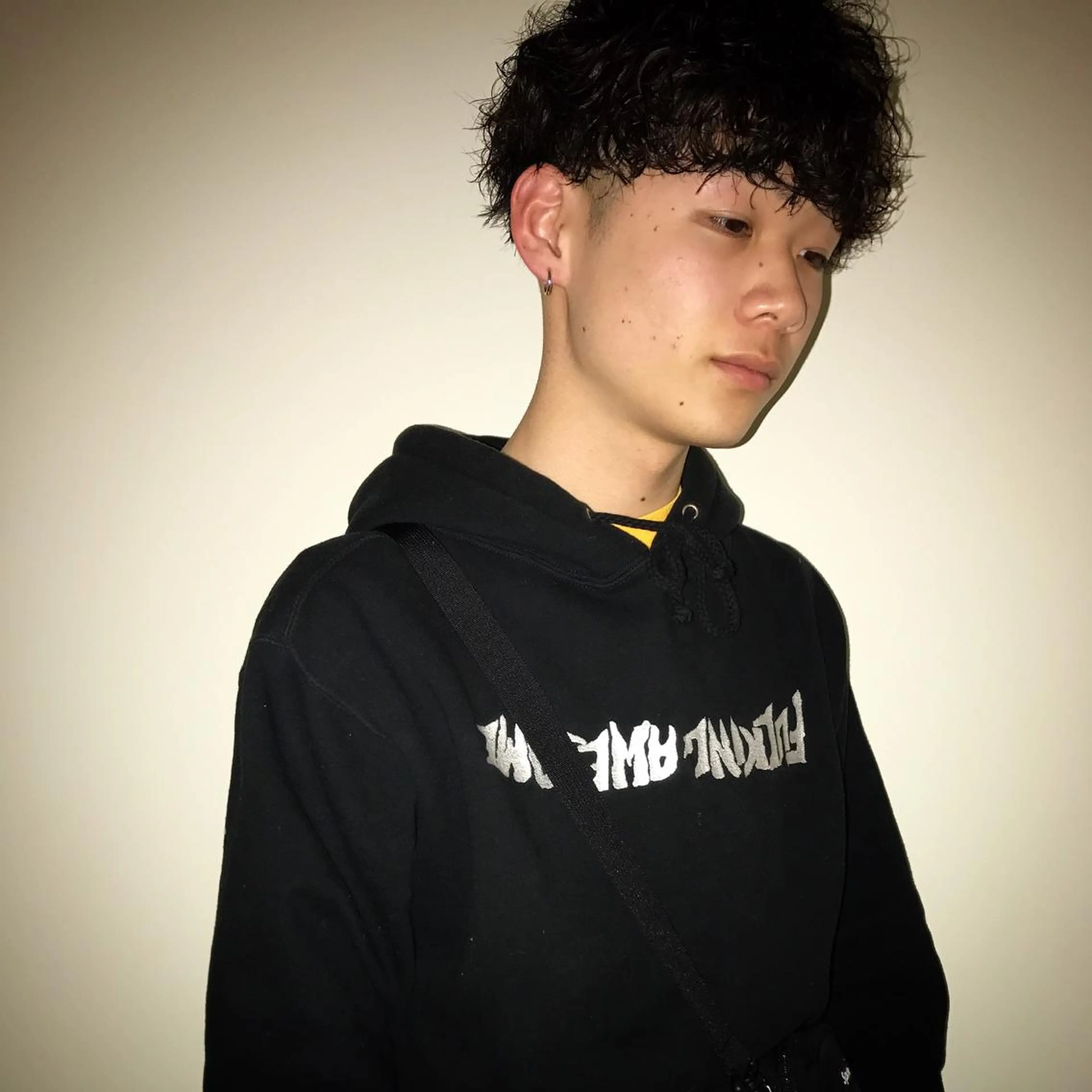 ショート カラー パーマ メンズ メンズパーマ カット パーマ 平内 賢人のヘアスタイル