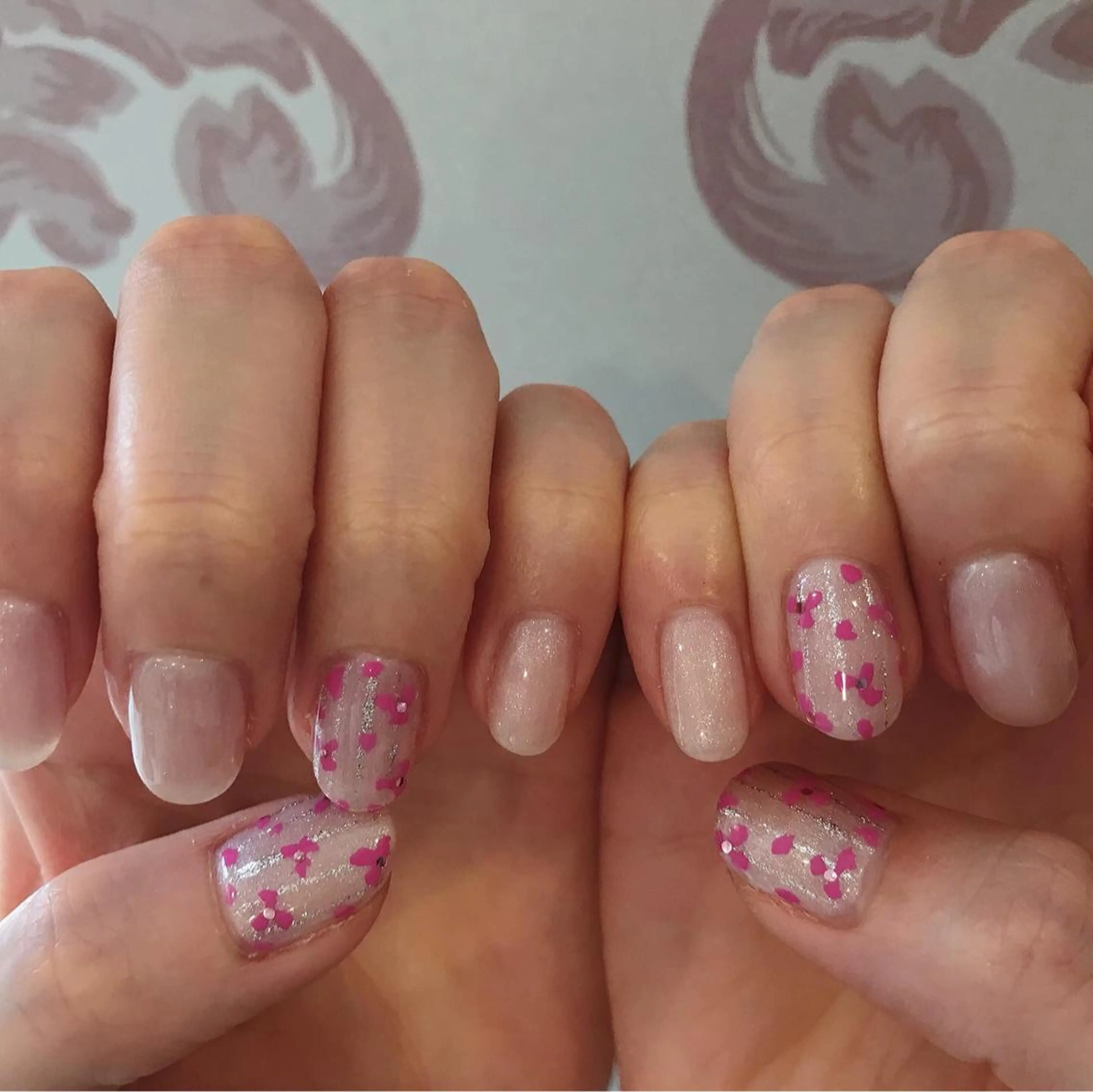 ネイル ネイル ティアラのネイルデザイン