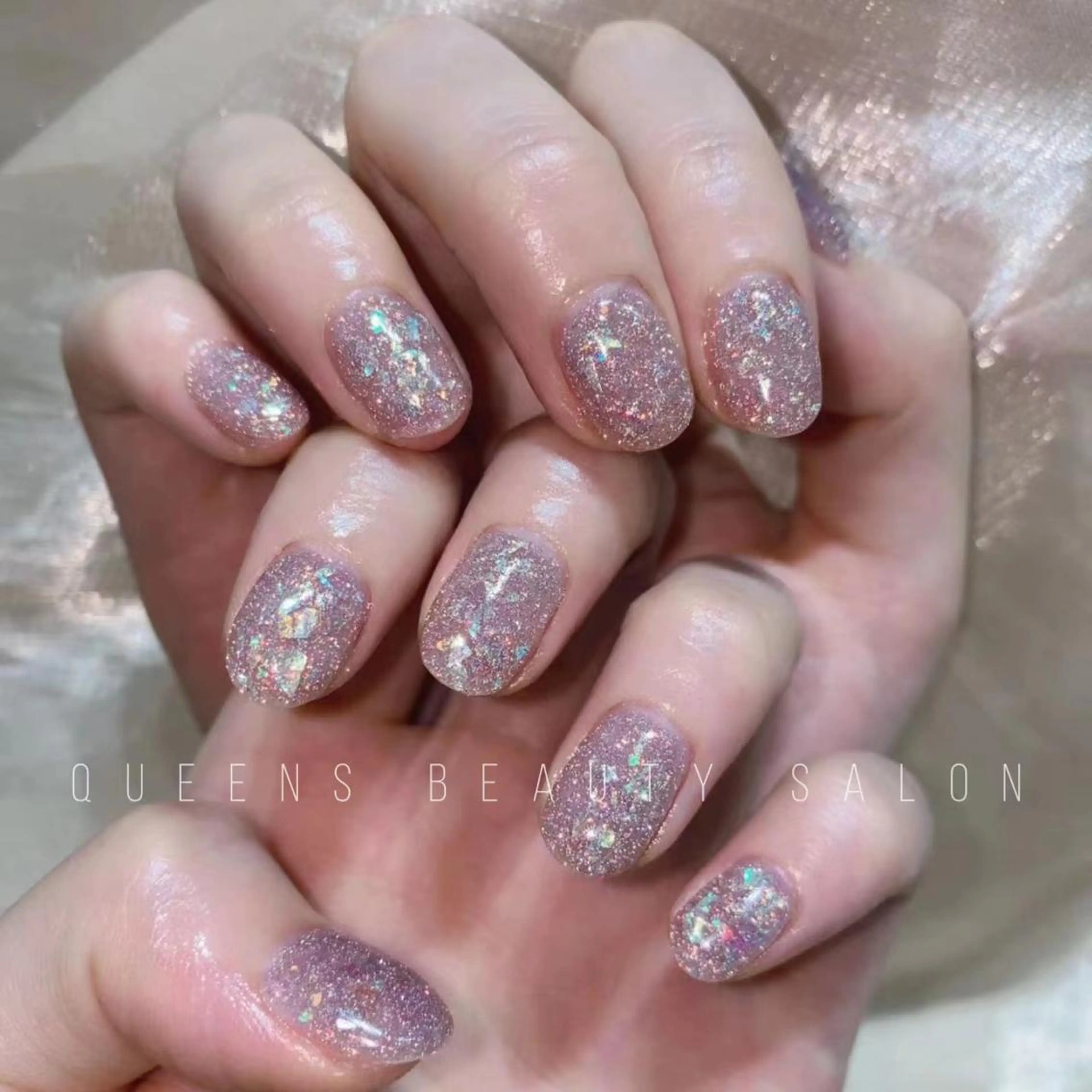 ネイル ハンドネイル Queens ciciのネイルデザイン