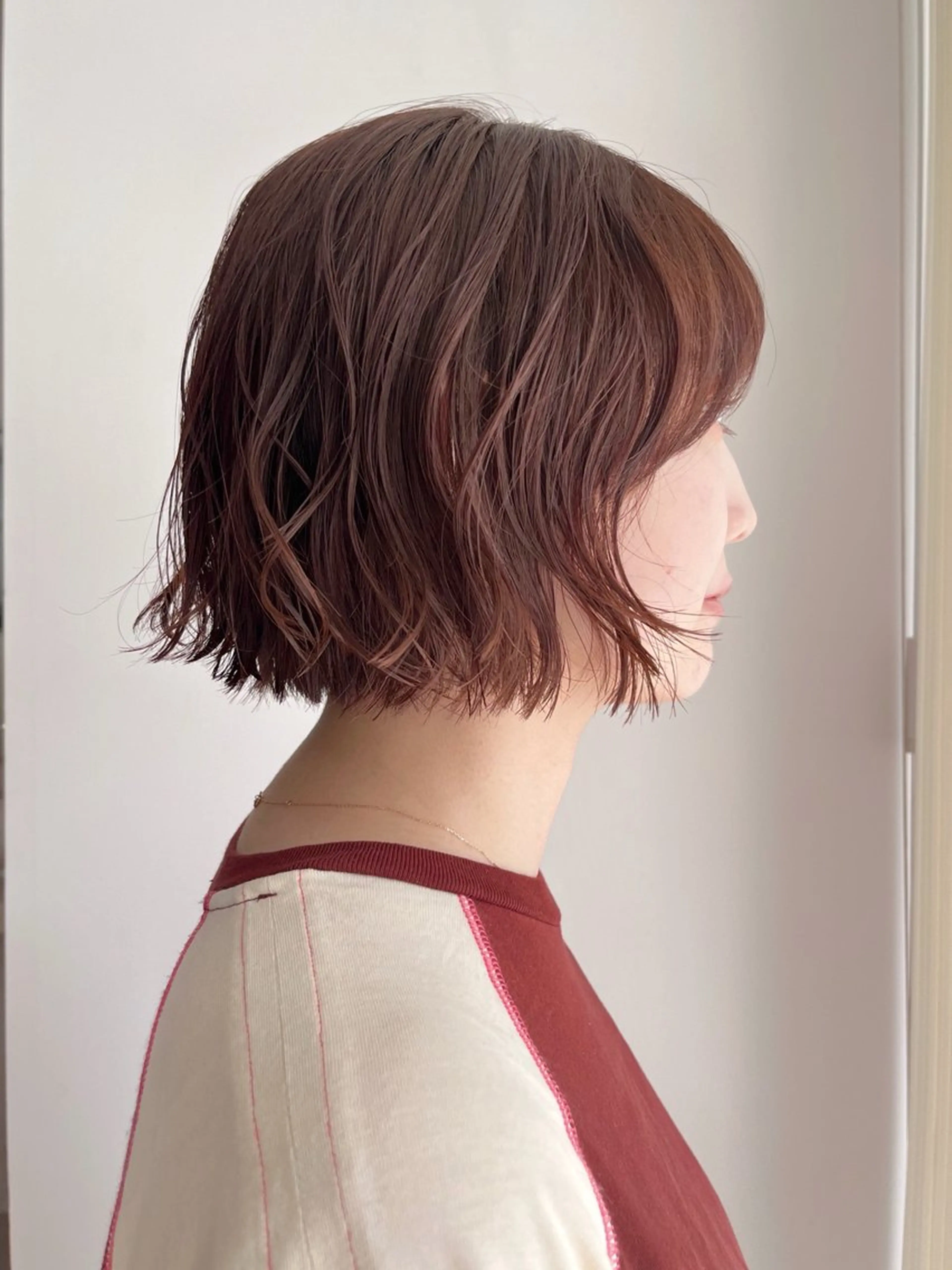 ショート カラー パーマ 阿久津真衣 似合わせカットのヘアスタイル