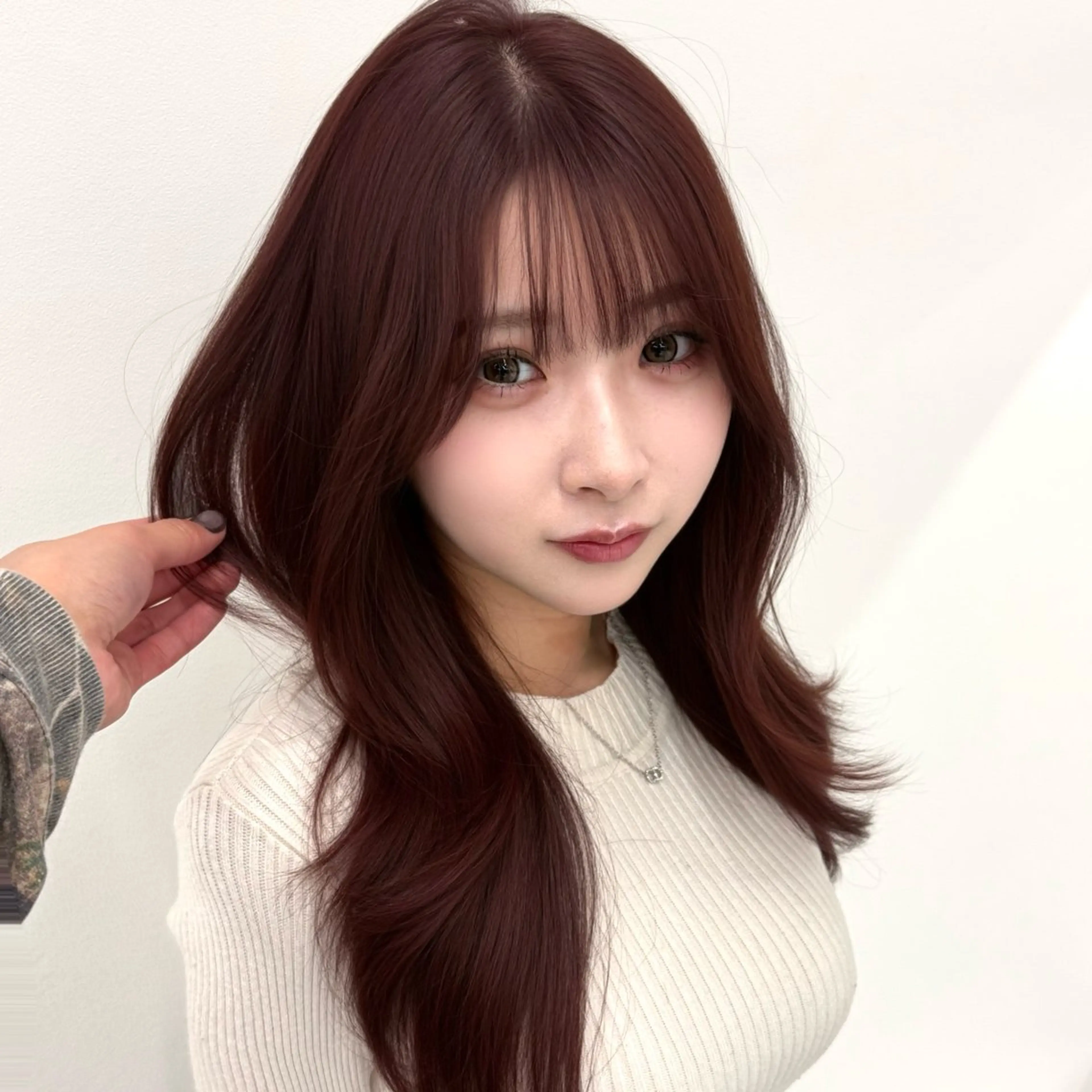 セミロング くびれヘア 韓国風ヘア レイヤーカット ヘアカラー 鍋田/ 渋谷/ 縮毛矯正／レイヤーのヘアスタイル