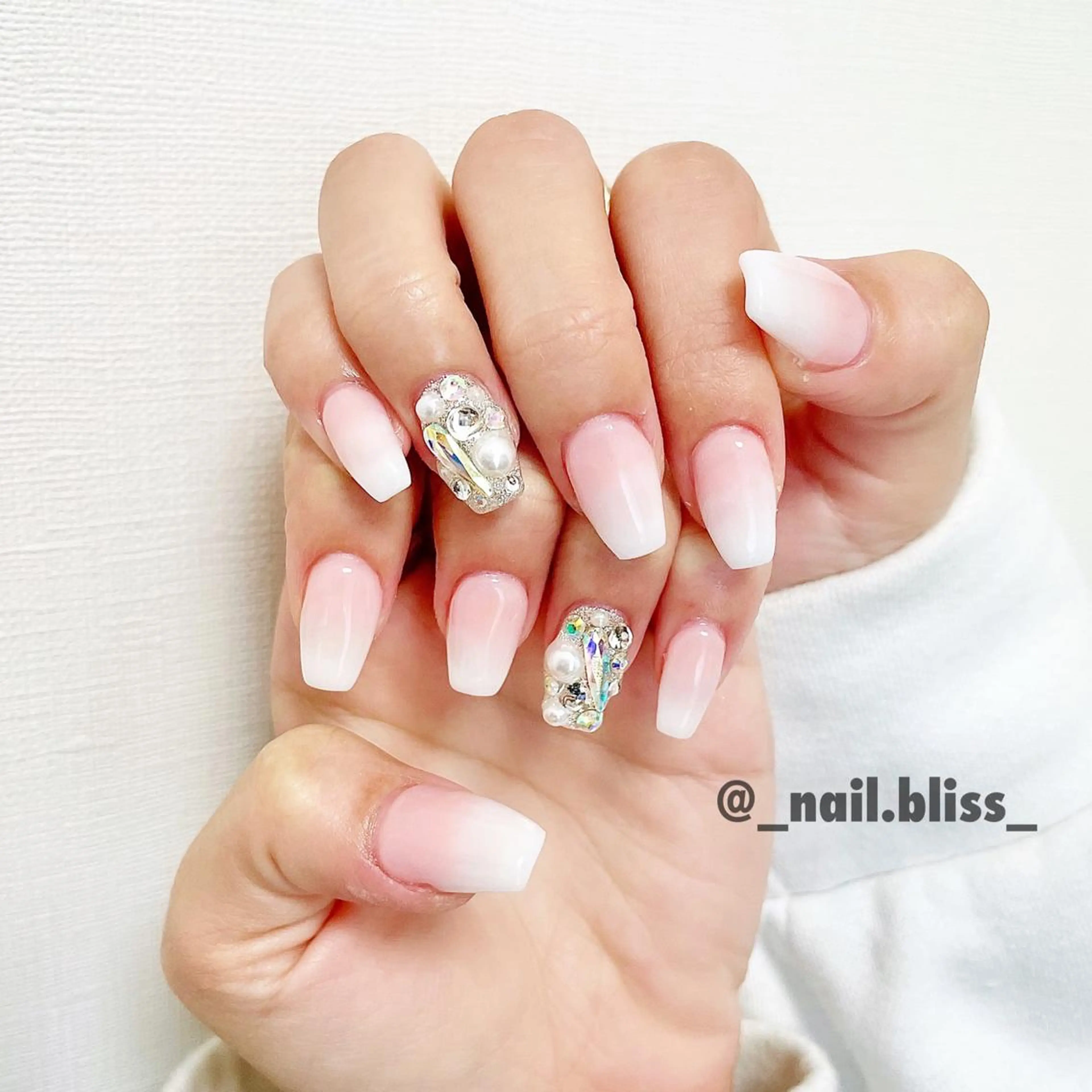ネイル シンプルネイル ハンドネイル NAIL BLISSのネイルデザイン