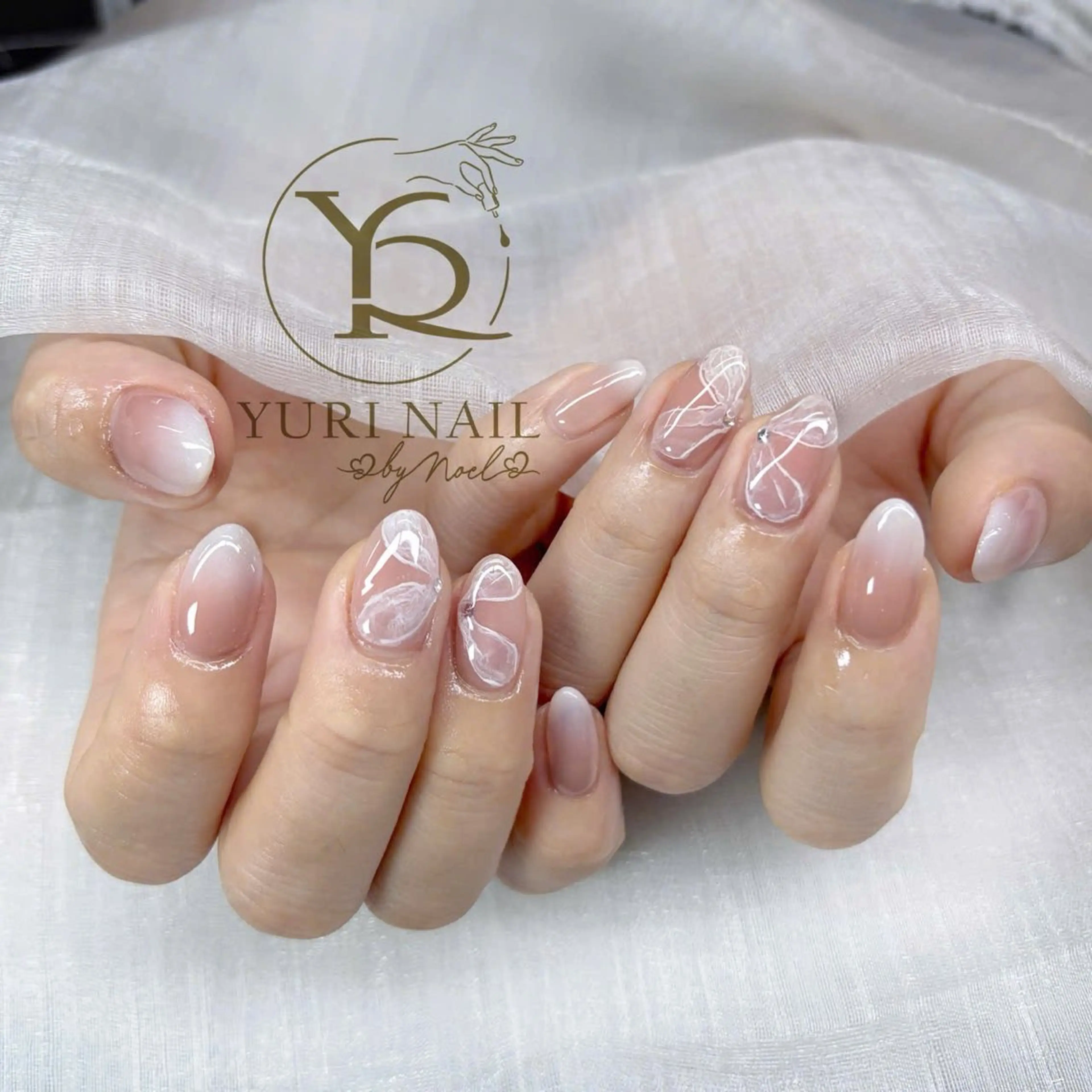 ネイル チークネイル フットネイル フレンチネイル グラデーション キラキラネイル ハンドネイル フットネイル ハンドケア YURI Nail Funabashiのネイルデザイン