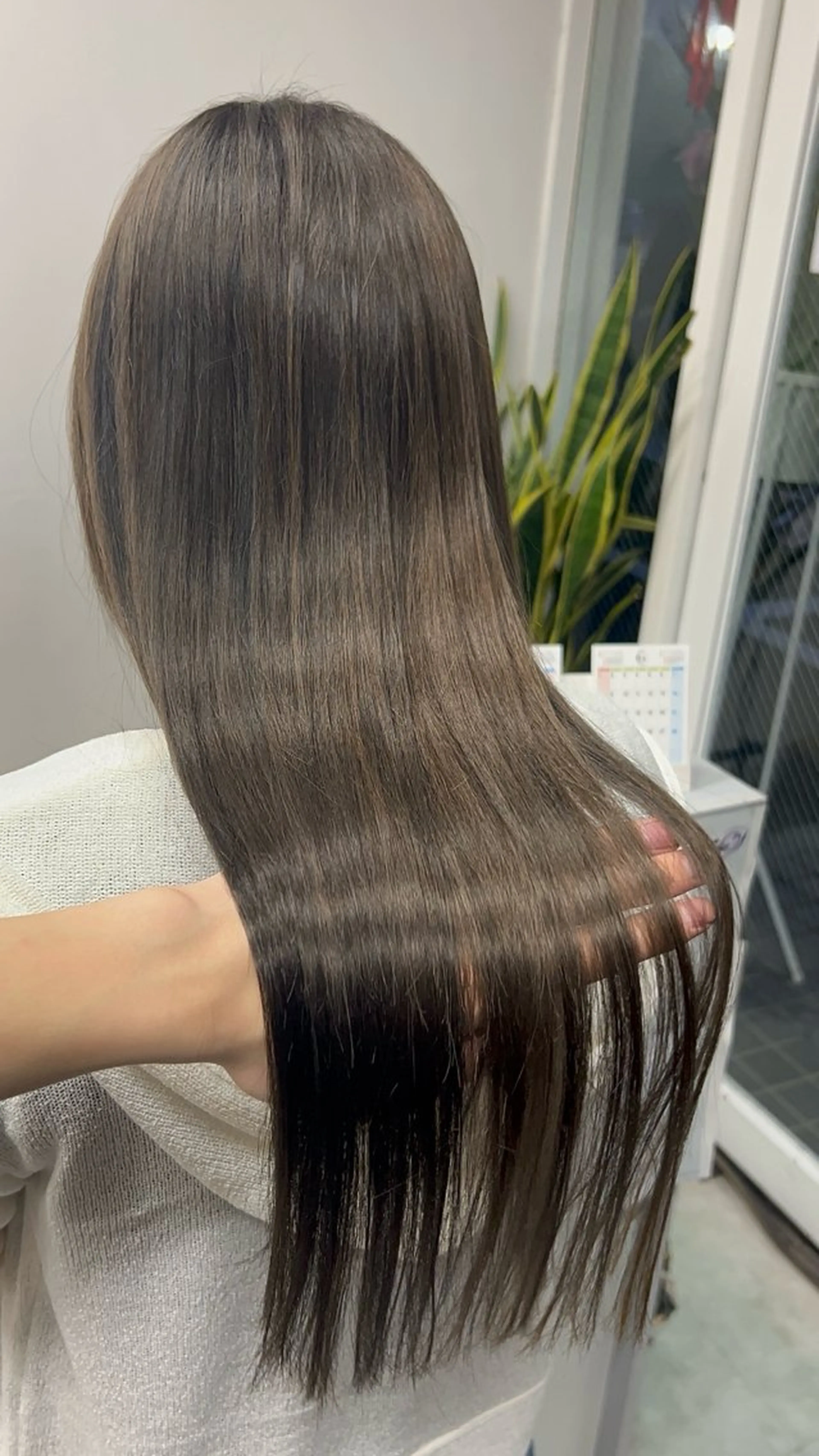 ロング カラー ベージュカラー ブリーチ ダブルカラー ブリーチなしカラー オリーブベージュ ヘアカラー 大竹里旺/belle /インナーカラーのヘアスタイル