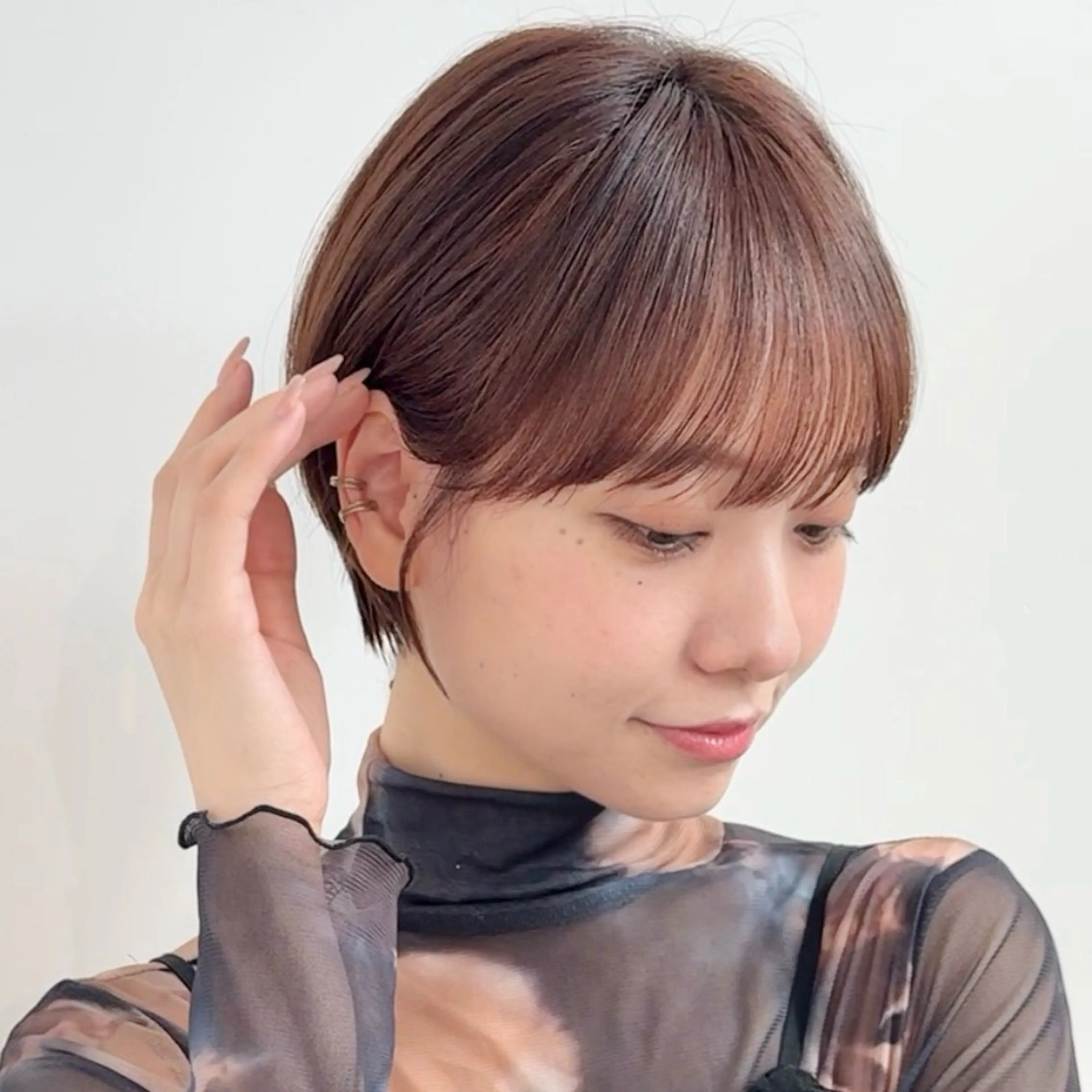 ショート カラー ショートボブ 丸みショート 透明感カラー ボブ ショートヘア カット 縮毛矯正 トリートメント ショート/ボブ/パー マ原宿🪷Akinaのヘアスタイル