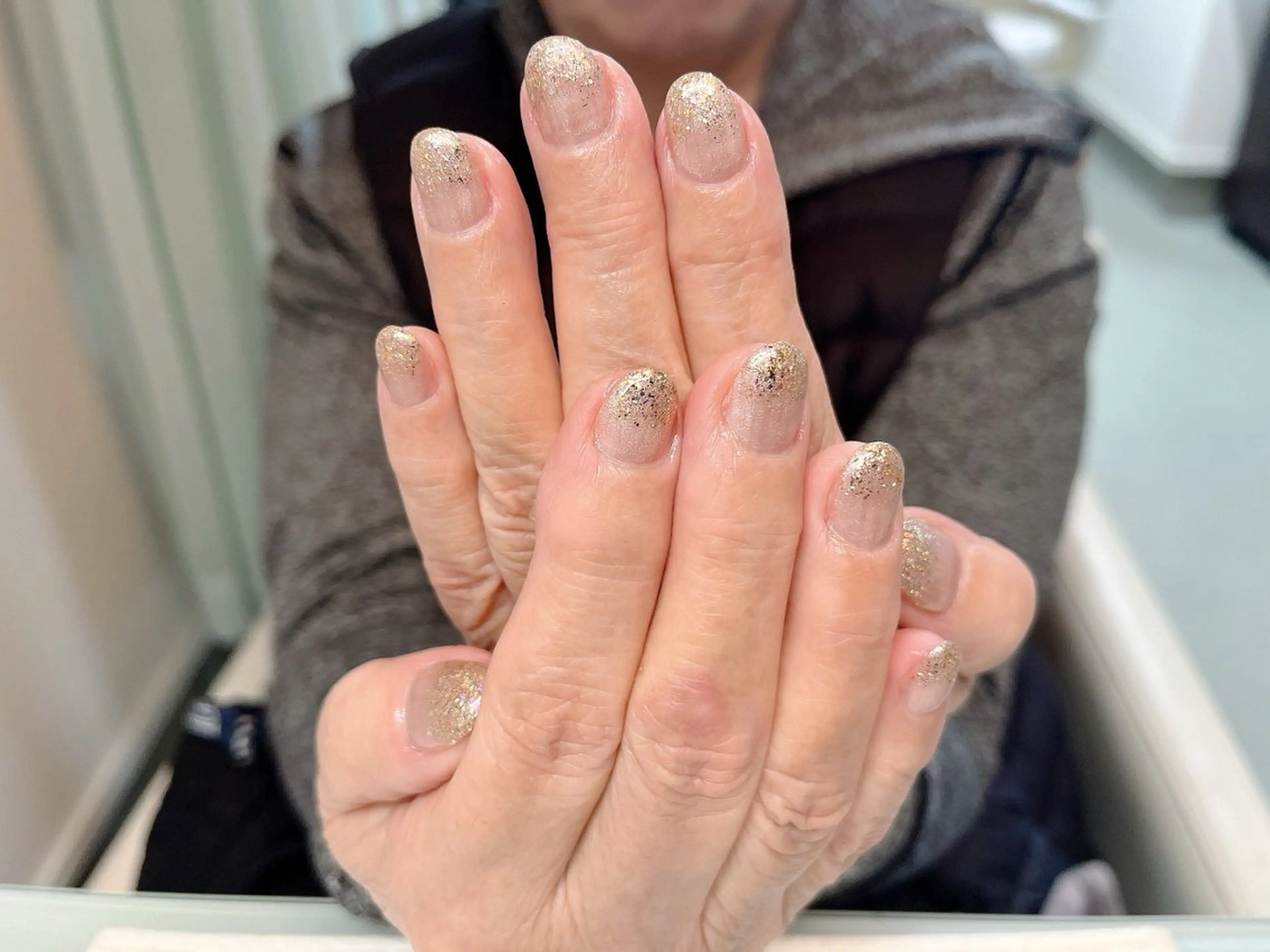 ネイル ジェルネイル グラデーション ラメ(グリッター) マグネットネイル de mon coeur所属・岩本 祐子のネイルデザイン