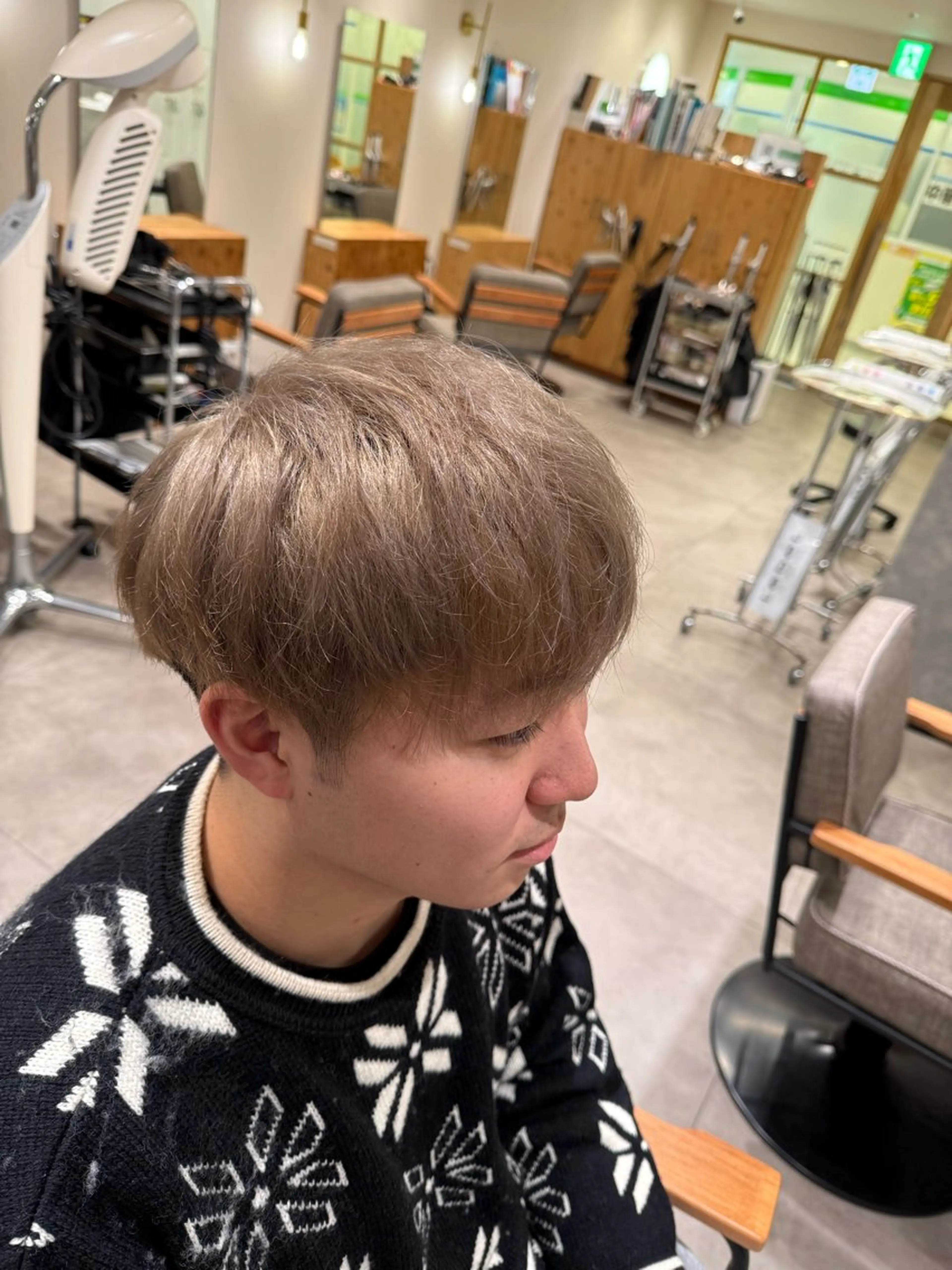 メンズ ヘアカラー 松平 拓巳のヘアスタイル