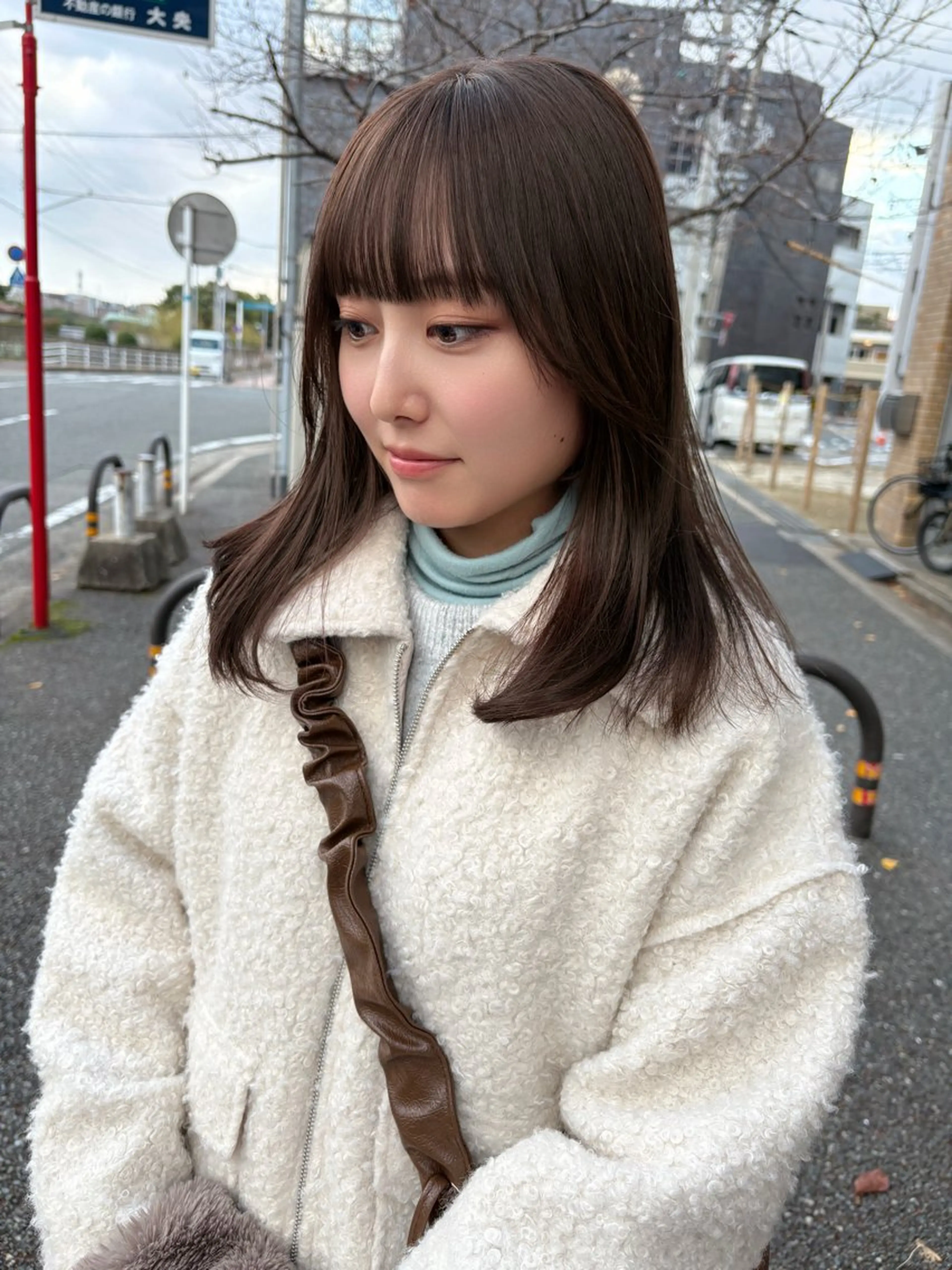 ミディアム カラー ブラウンカラー 透明感カラー ナチュラルブラウン 小顔カット カット ヘアカラー トリートメント 井手 素子のヘアスタイル