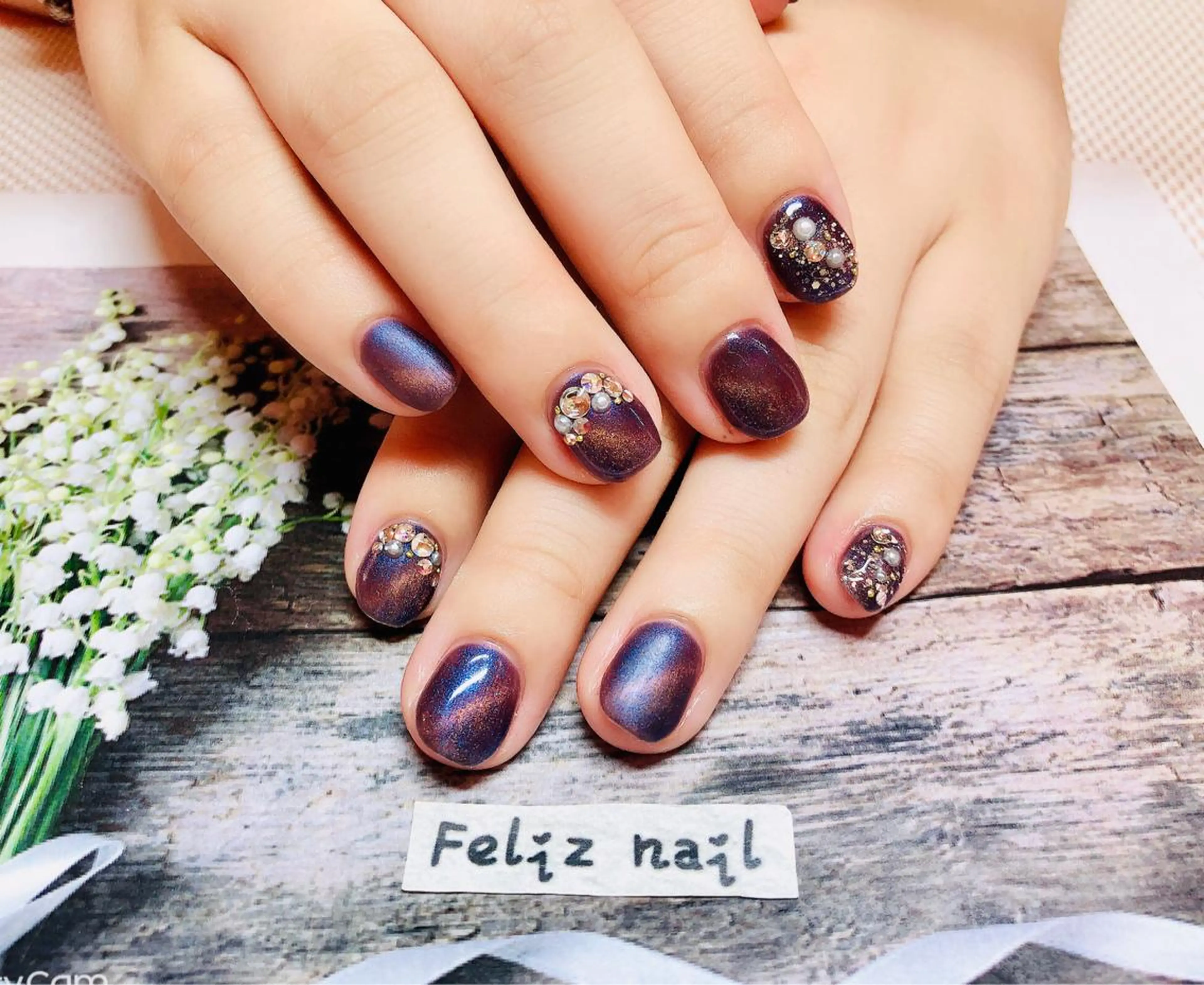 ネイル ジェルネイル キラキラネイル マグネットネイル パラジェル パープル ハンドネイル ユキカ （ネイリスト）のネイルデザイン