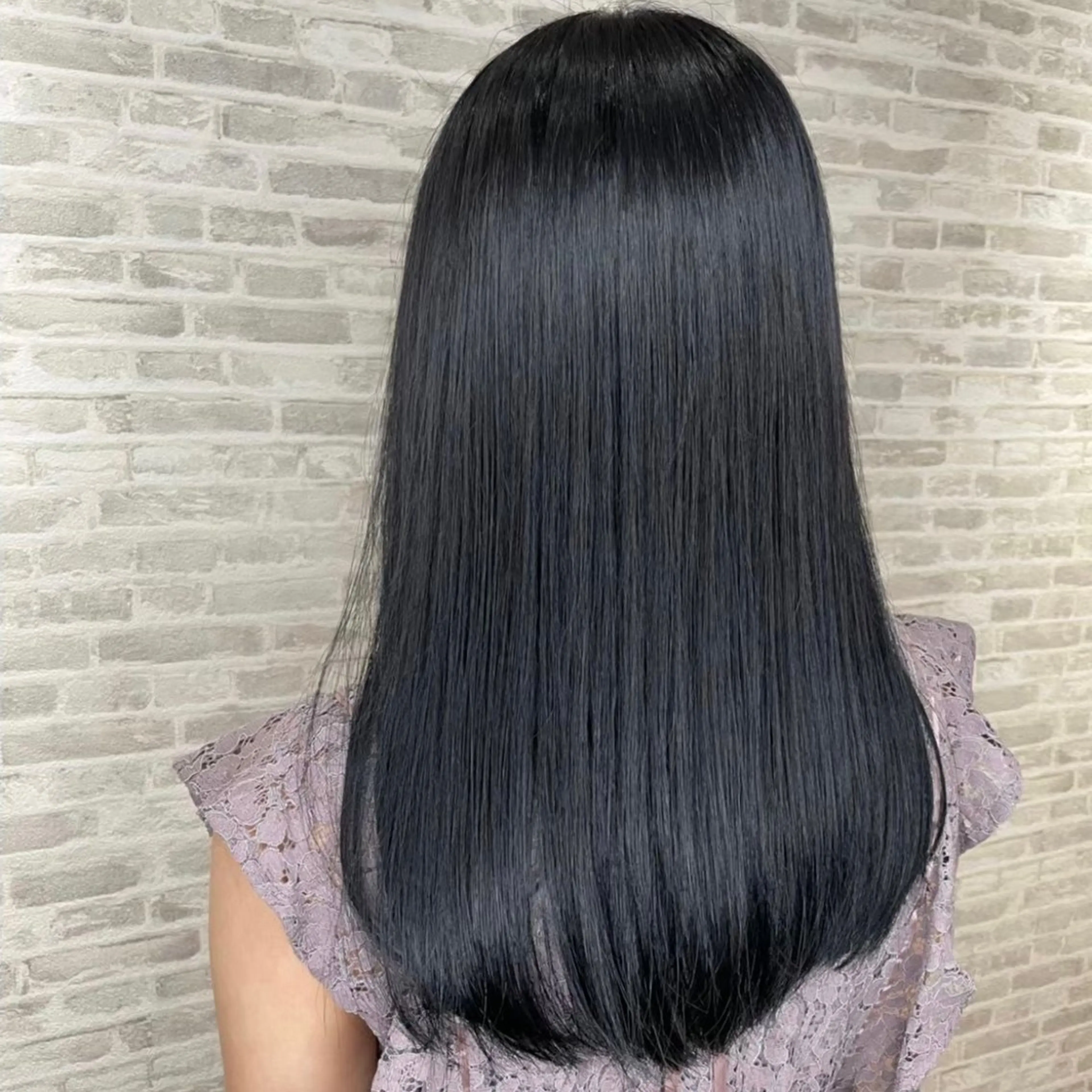カラー ハルミヘアリゾート 蒼唯のヘアスタイル