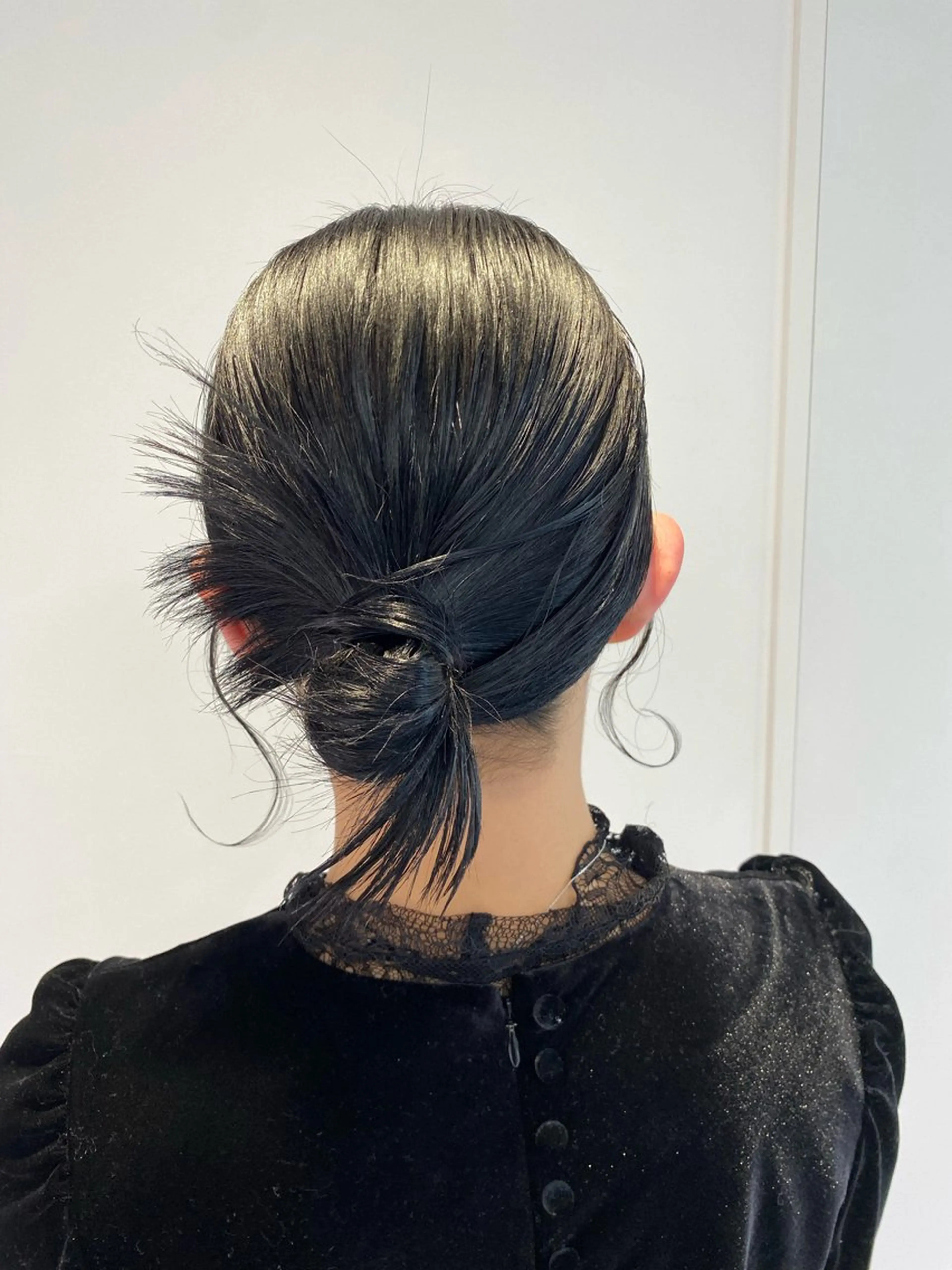 ミディアム 都筑 莉佳子のヘアスタイル