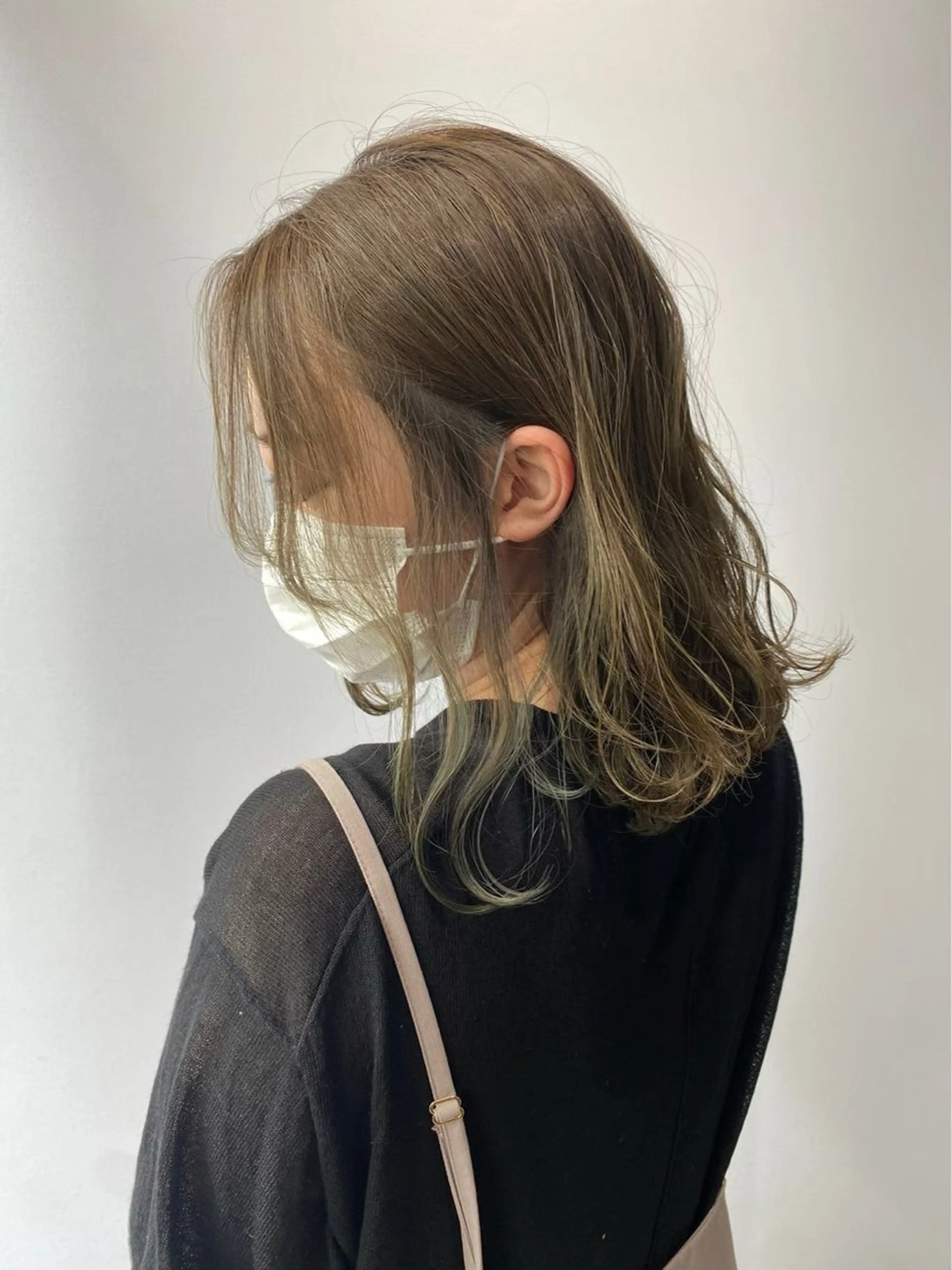 セミロング カラー ダブルカラー オリーブカラー SHOEI 【nero】のヘアスタイル