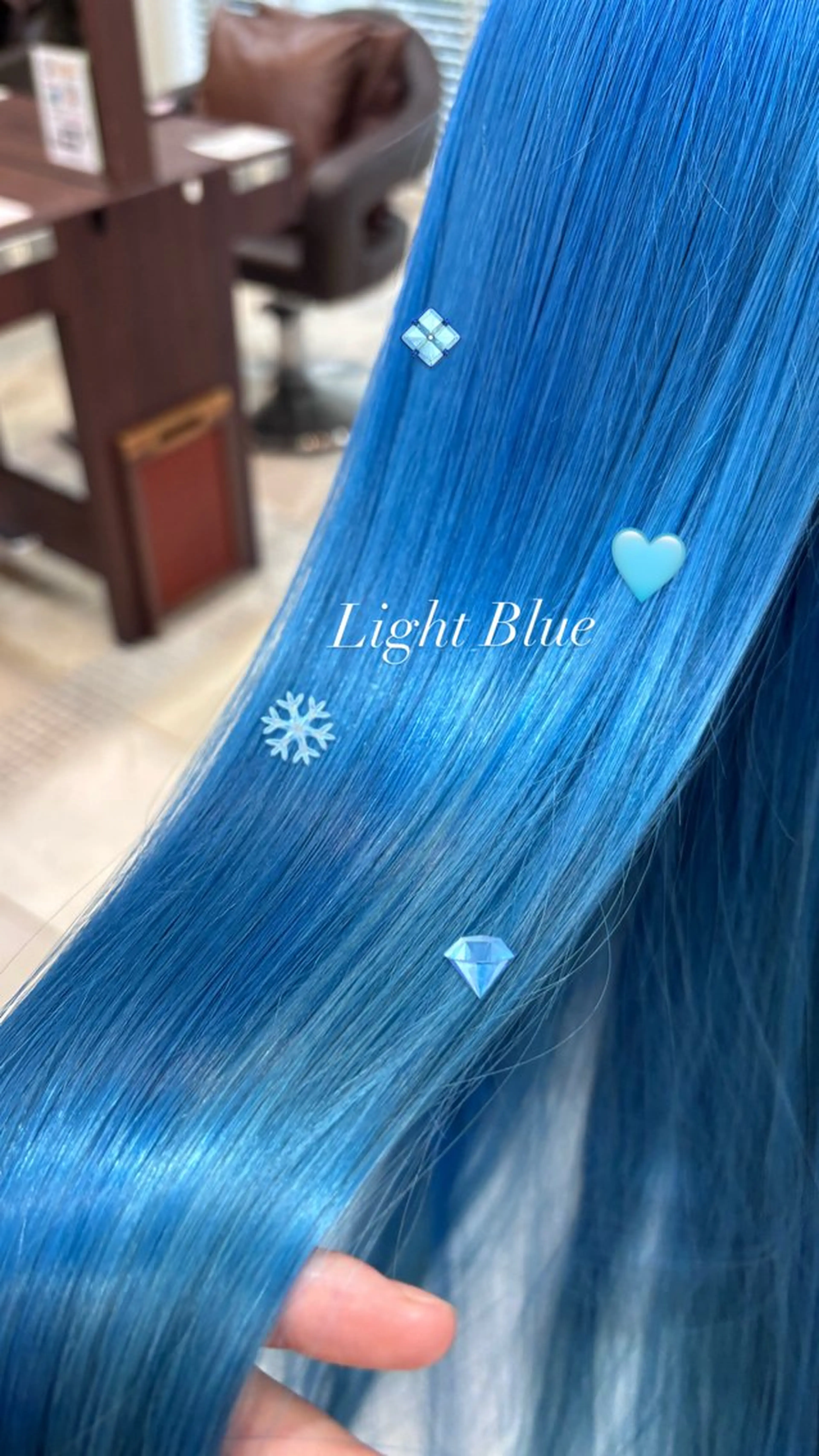 ロング カラー ブリーチ 藤平 いぶきのヘアスタイル