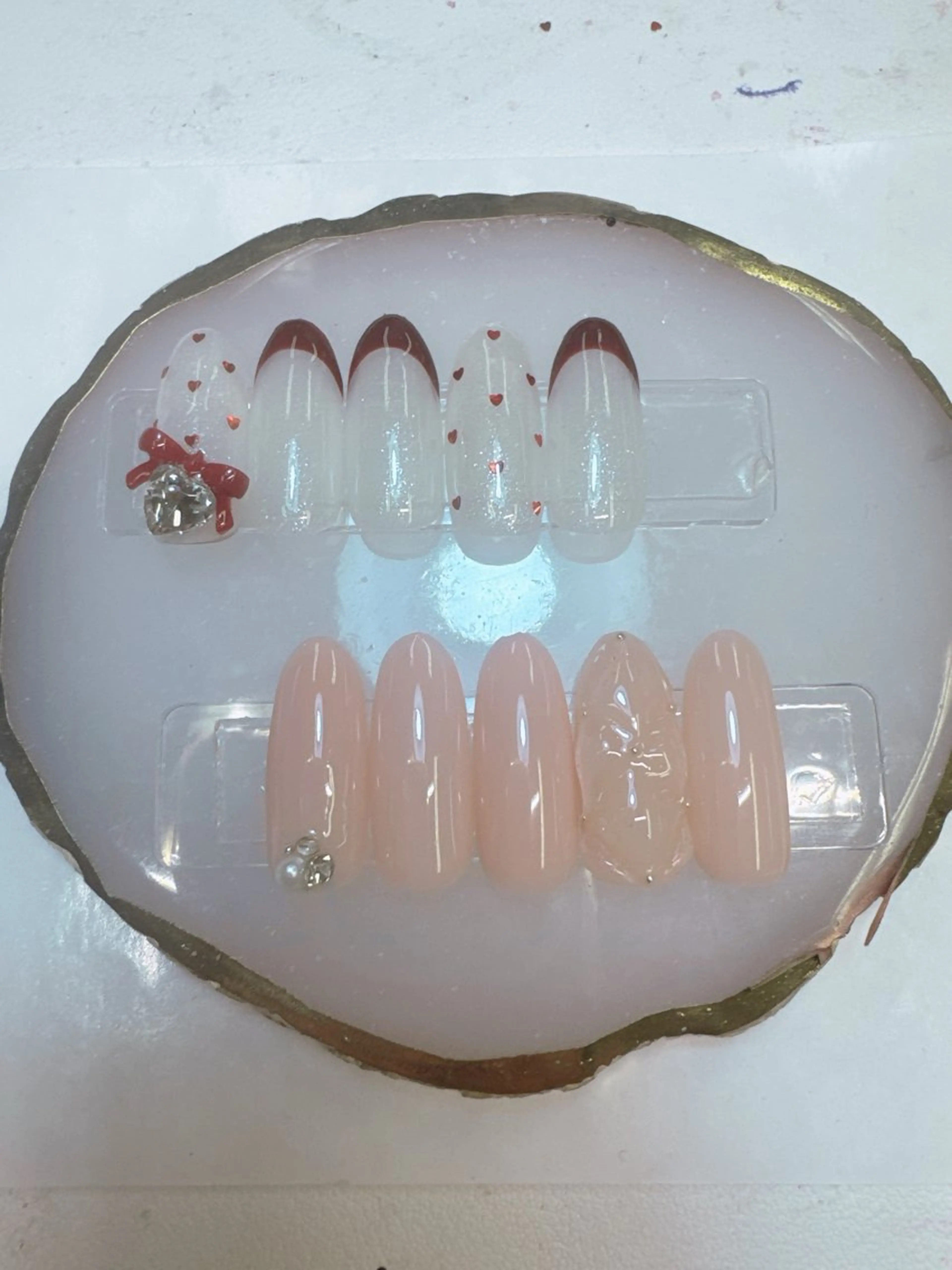 ネイル 成人式 フレンチネイル ジェルネイル ガラスフレンチ キラキラネイル ハンドネイル Queeens nailのネイルデザイン